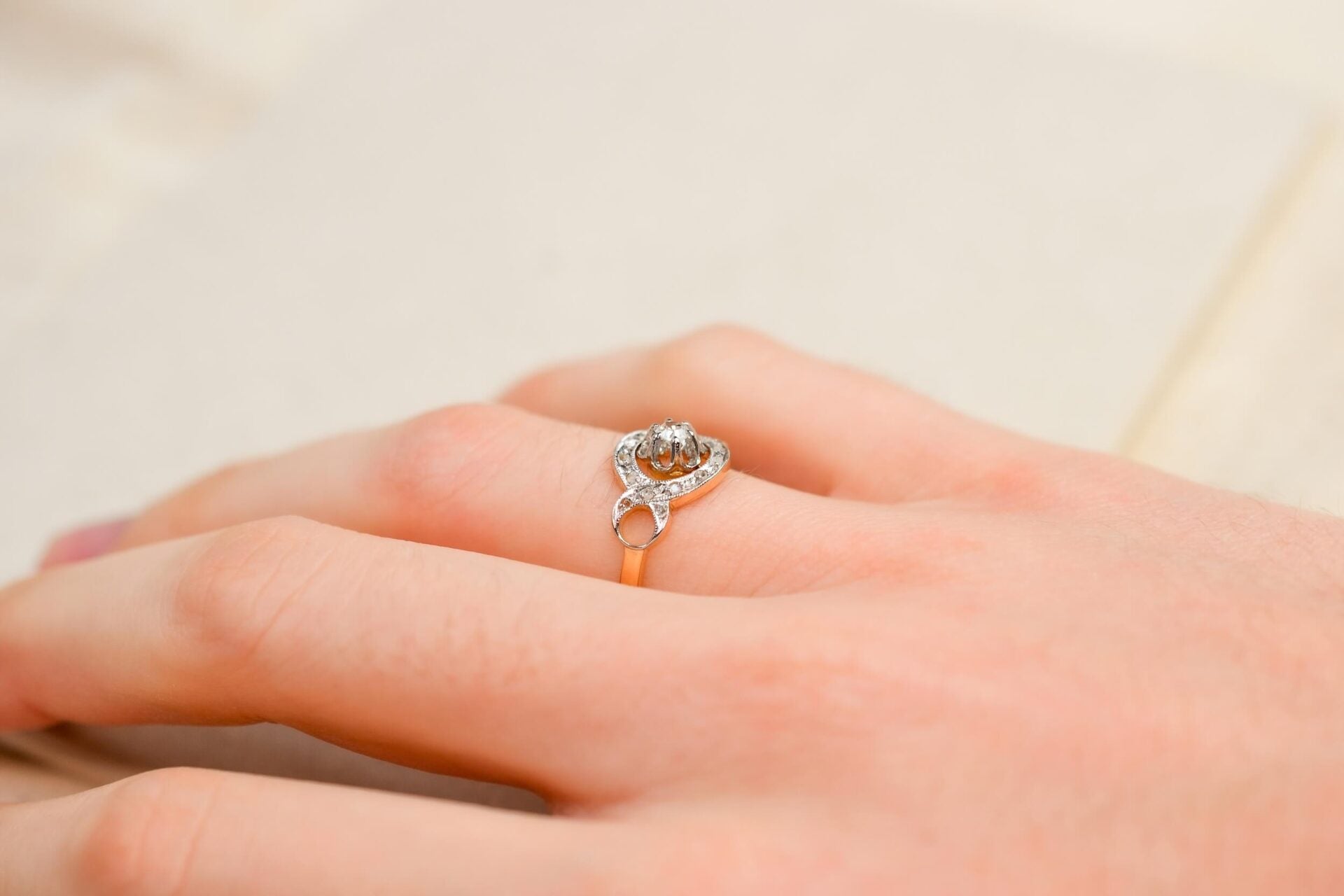 Bague Tourbillon Diamants