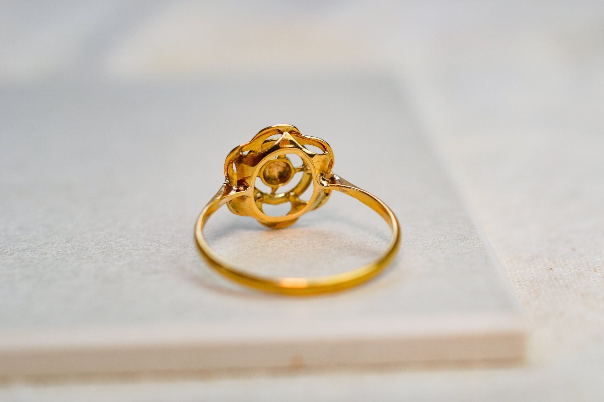 Bague fleur ajourée 2 Ors