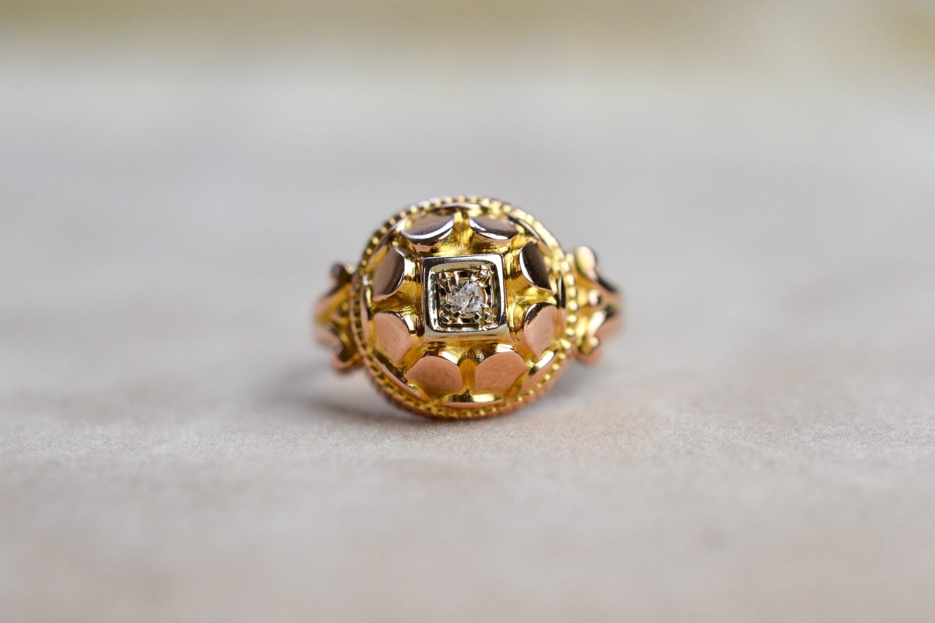 Bague circulaire style Tank Oxyde