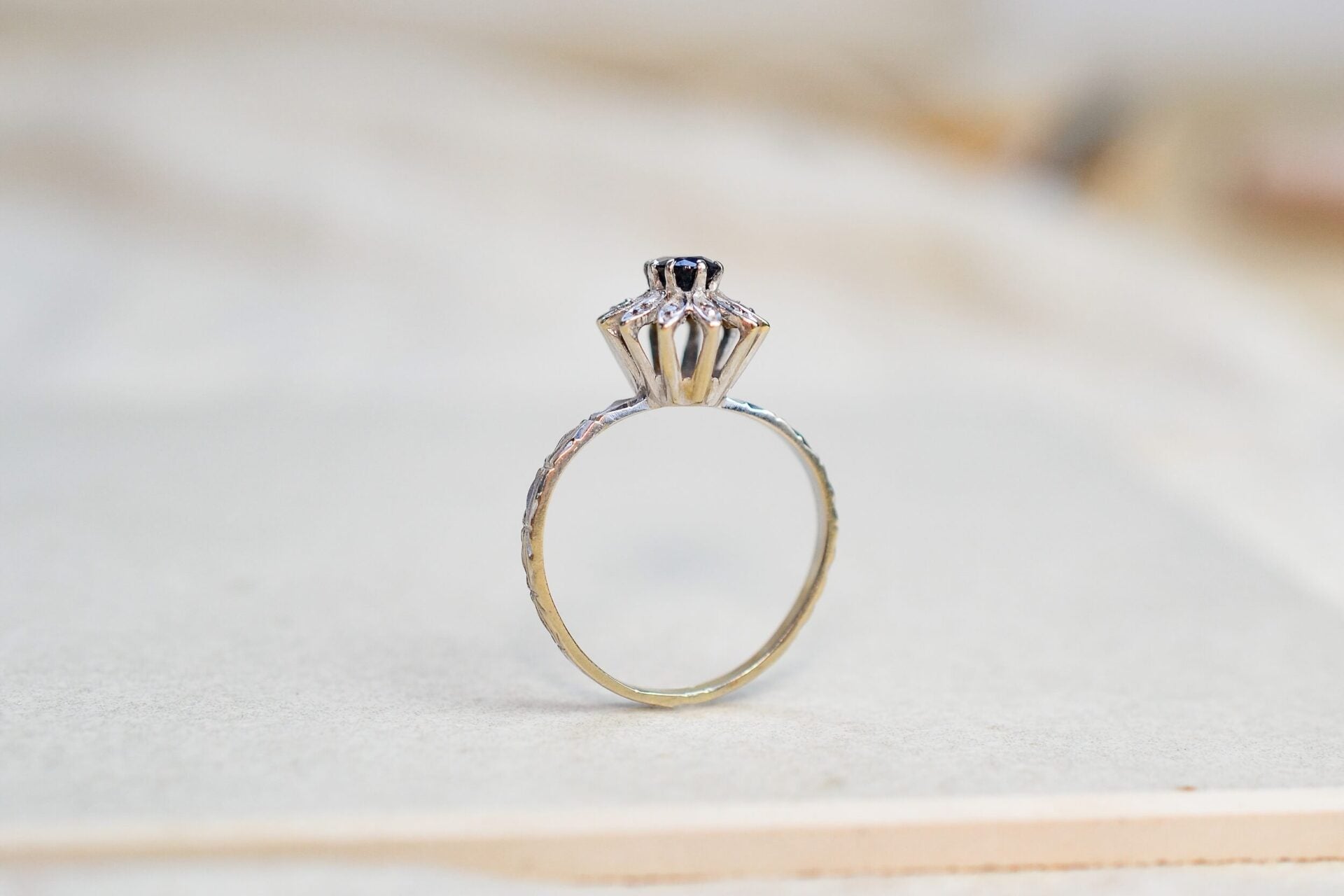 Bague Marguerite Saphir Diamants