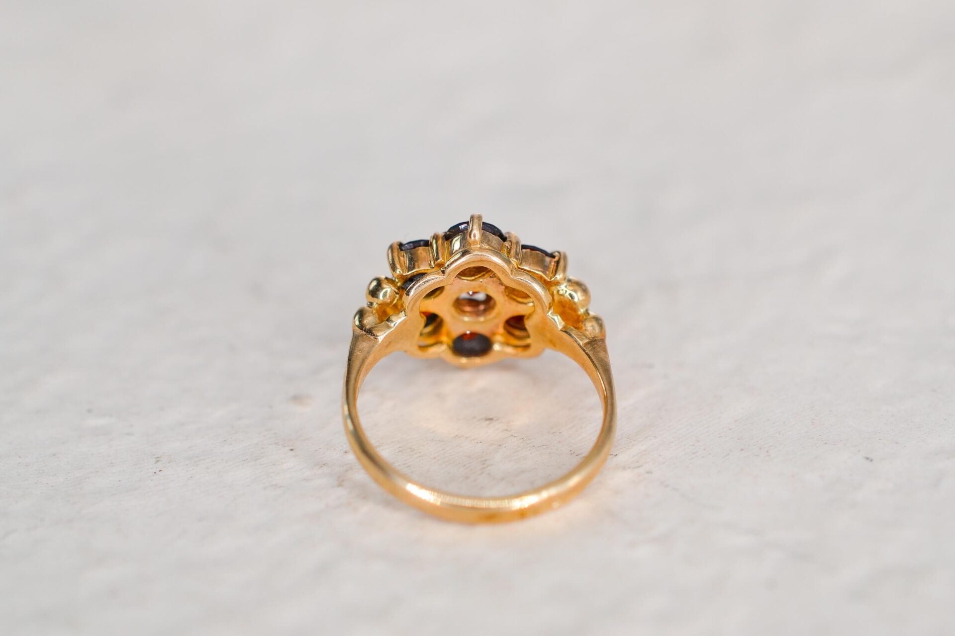 Bague Marguerite Grenats