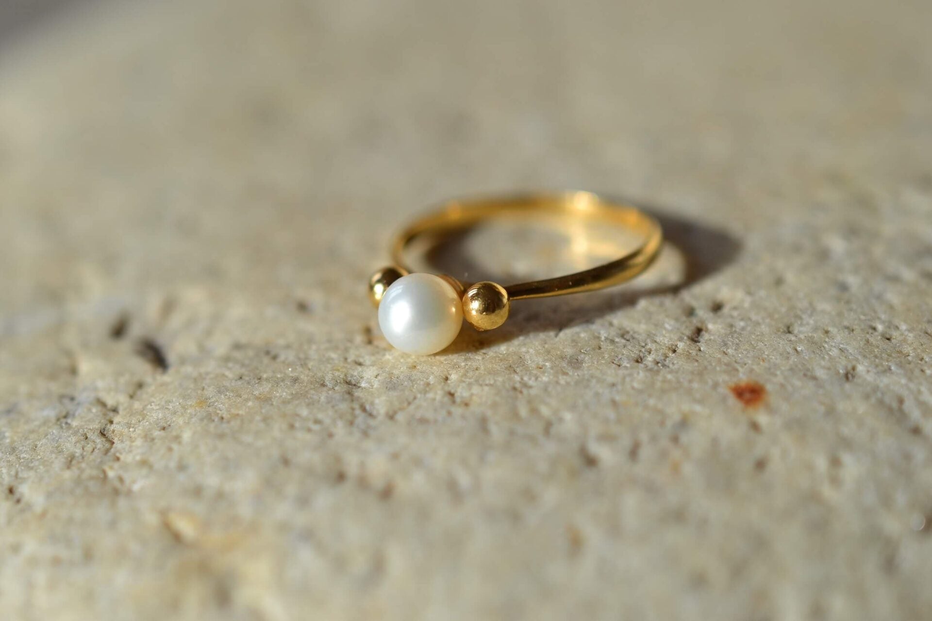 Bague Solitaire Perle boutons d'Or