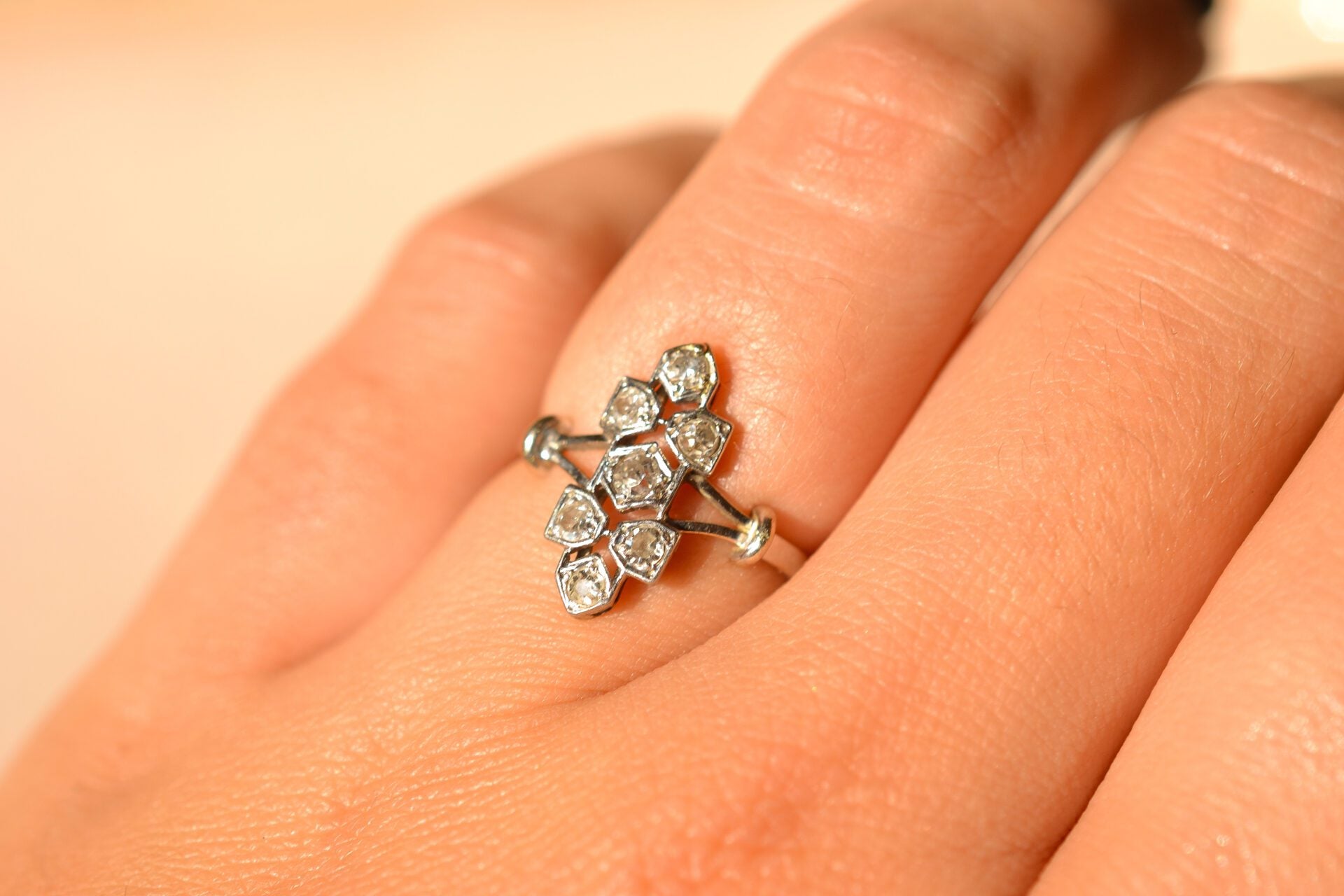 Bague Or Blanc et Diamants Art Déco