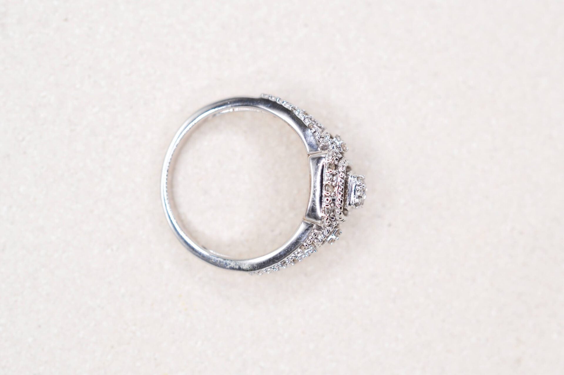 Bague ajourée Or blanc Diamants
