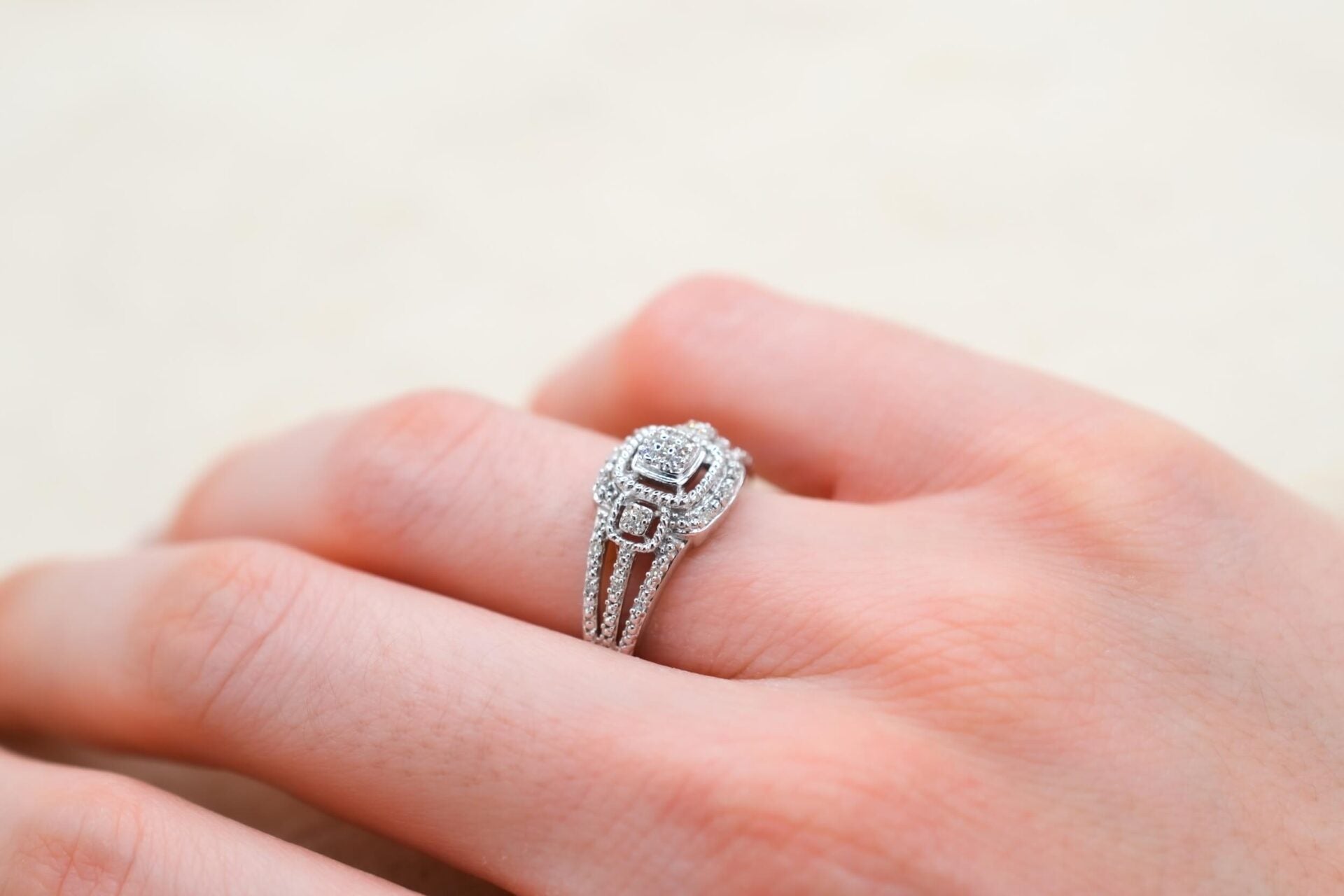 Bague ajourée Or blanc Diamants