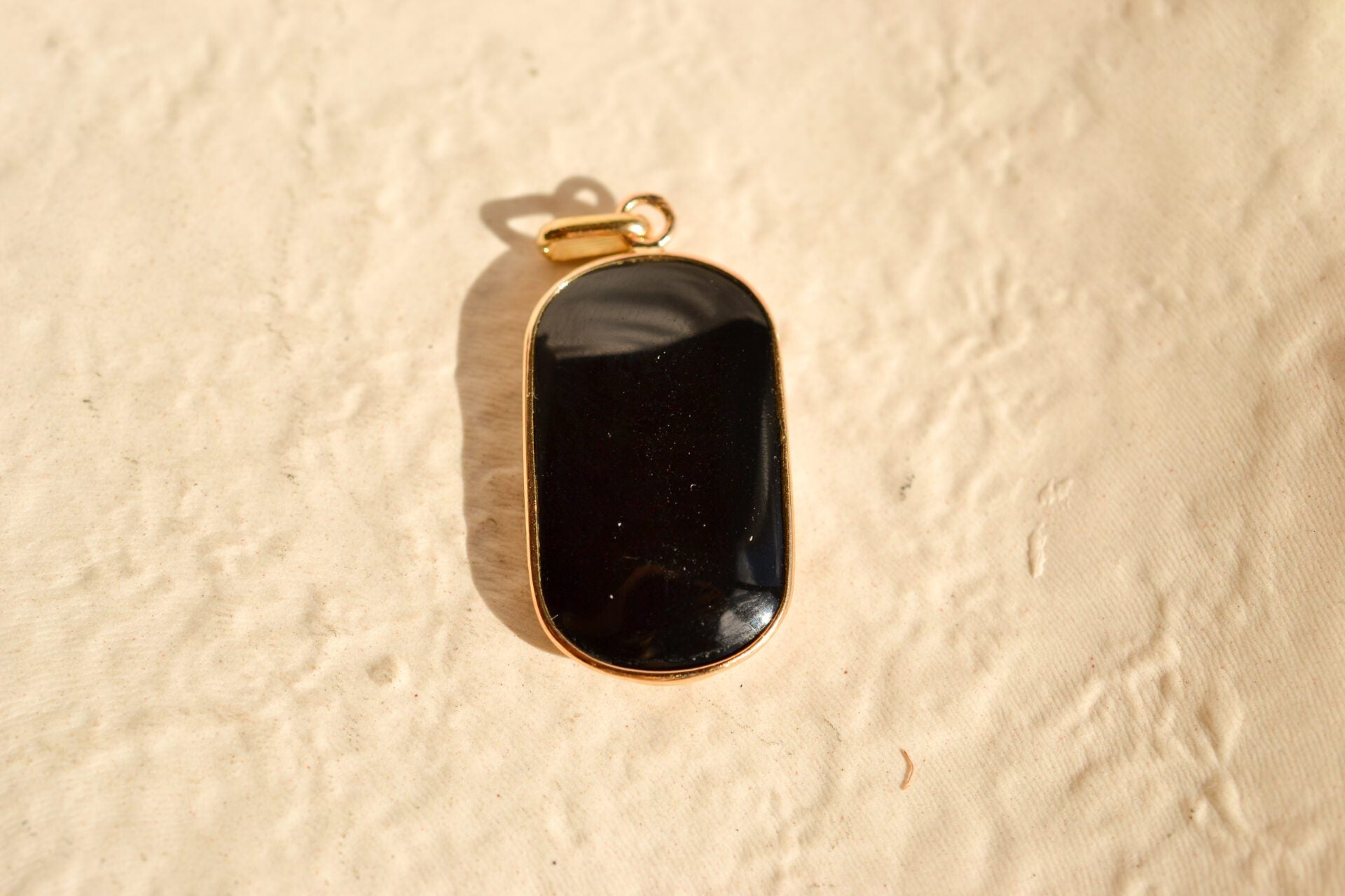 Pendentif en Or et Onyx ovale
