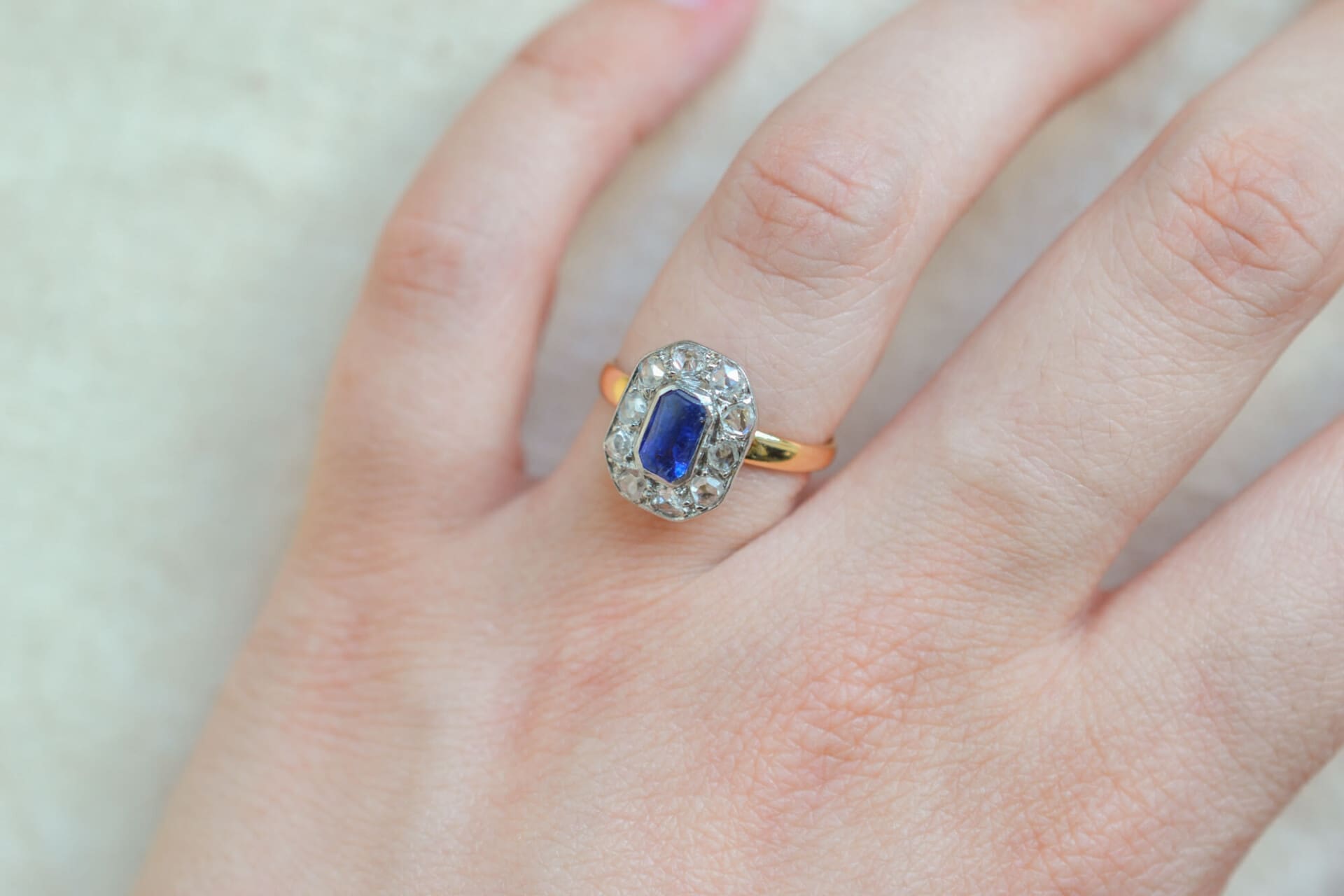 Marguerite octogonale Saphir et Diamants