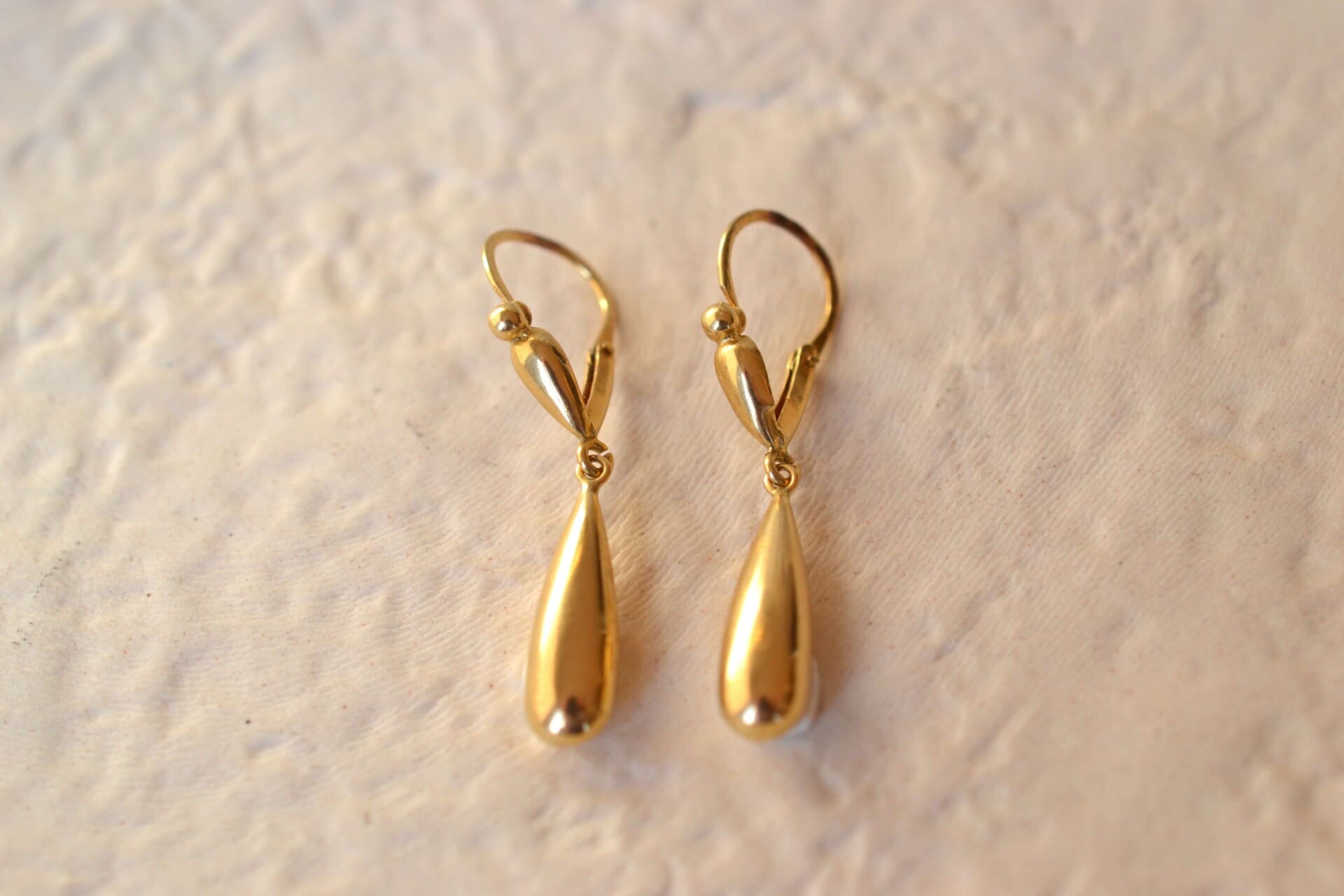 Pendants d'oreilles dits fileuses