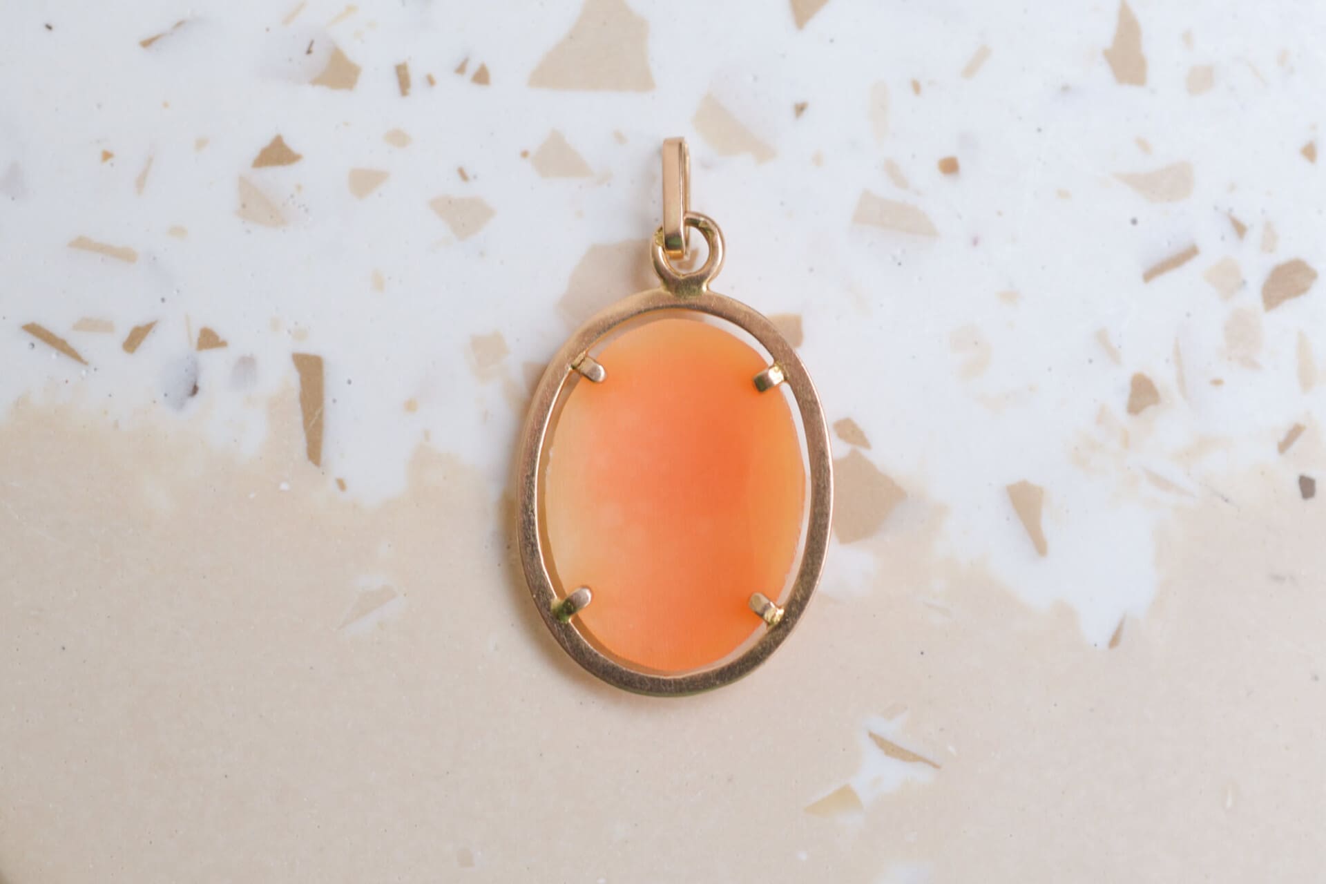 Pendentif Camée coquillage