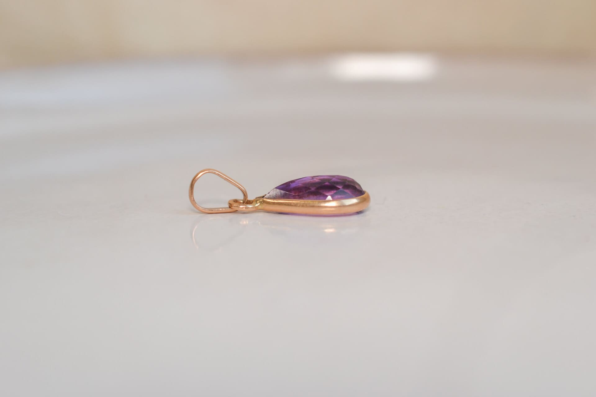 Pendentif goutte Améthyste facettée