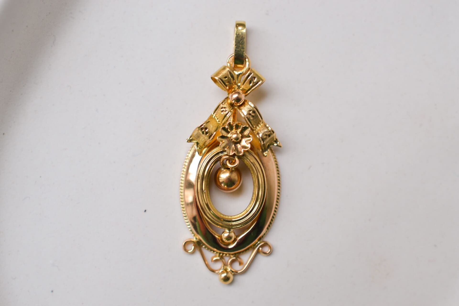 Pendentif noeud et fleur Napoléon III