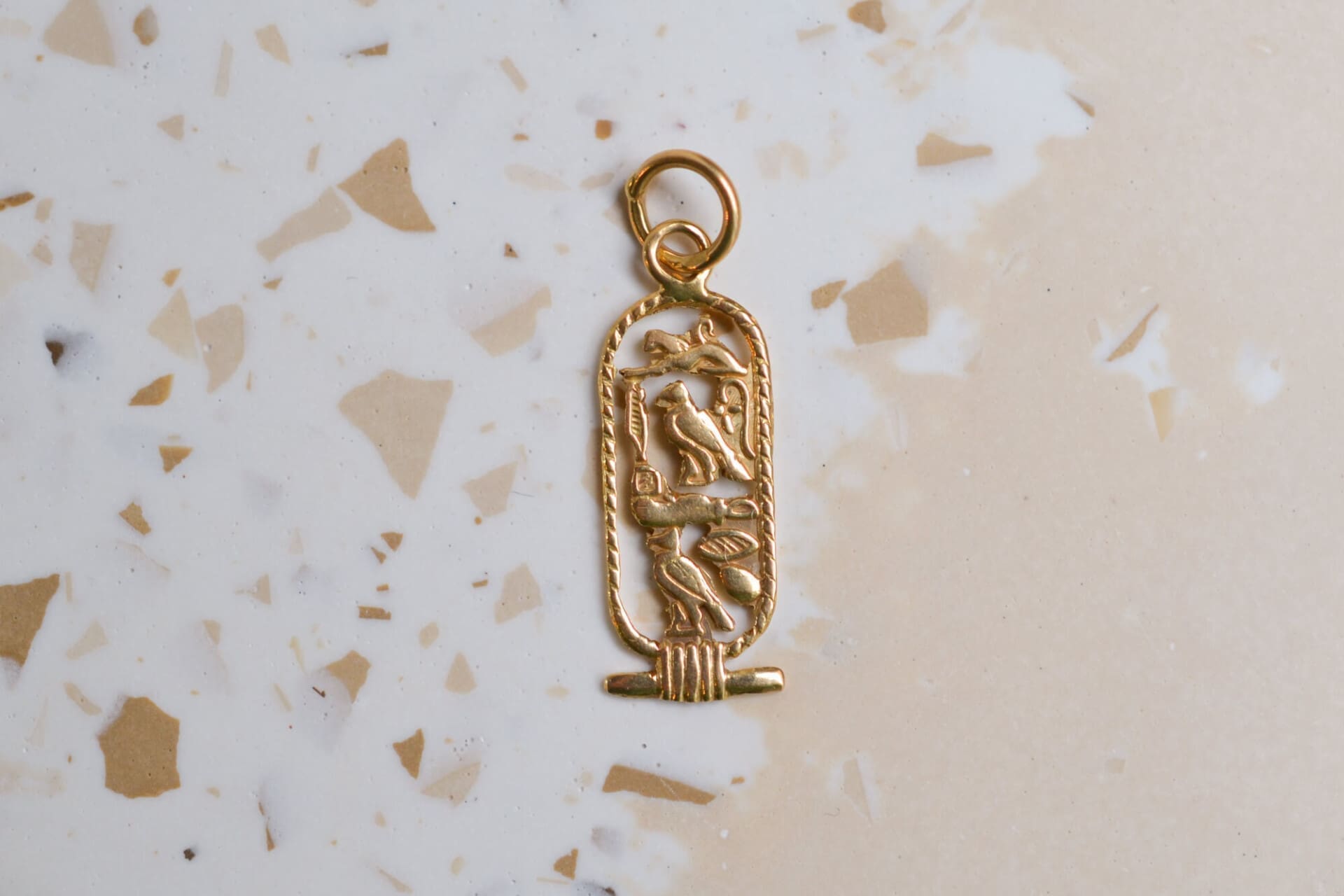 Pendentif cartouche égyptien