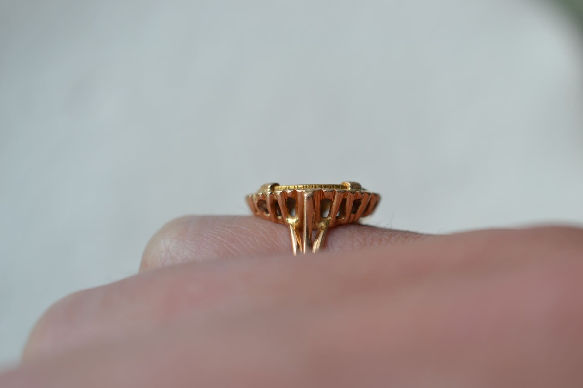 Bague dos pesos Mexique décor cannelé