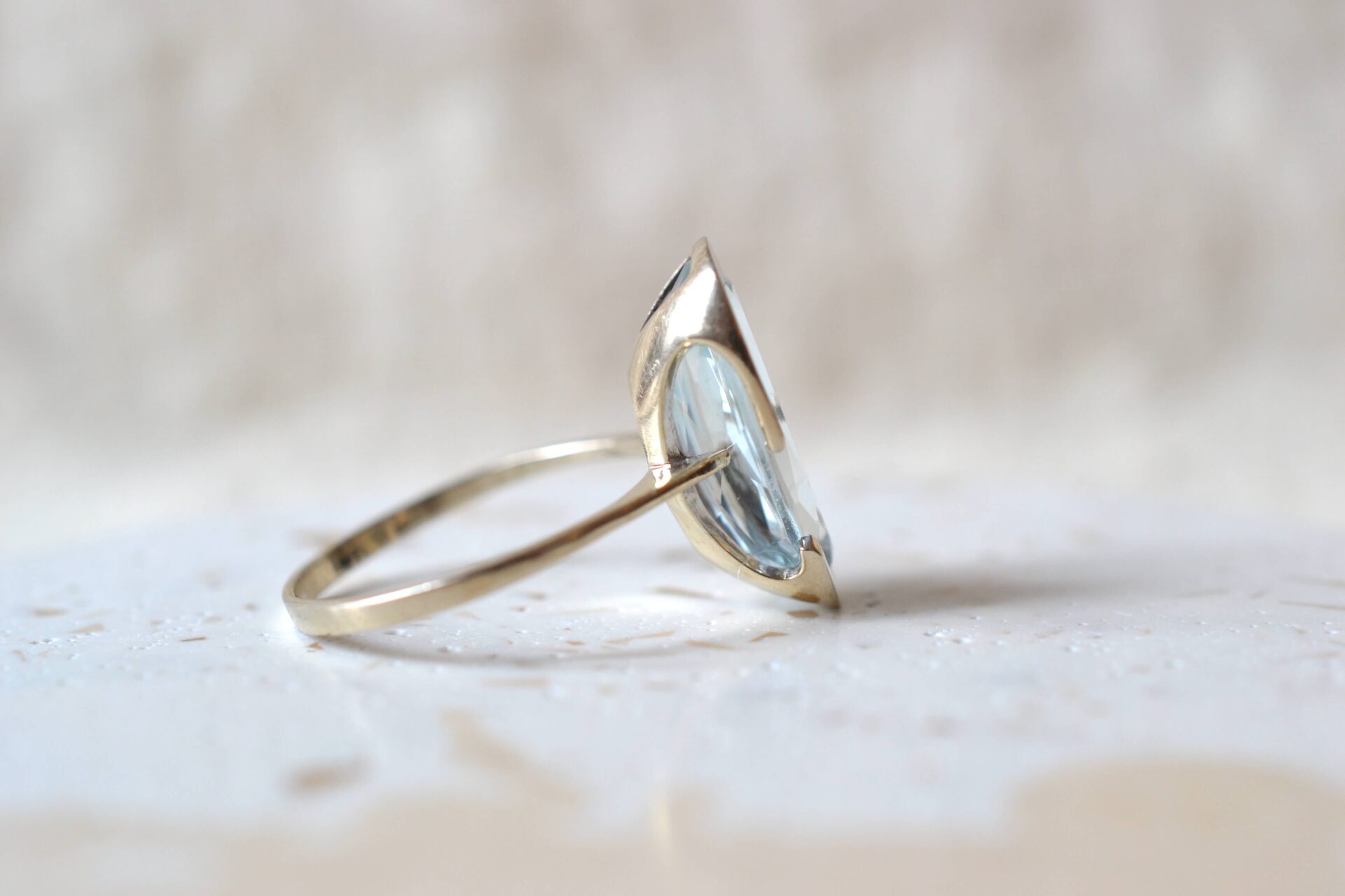 Bague Navette Aigue-Marine ovale
