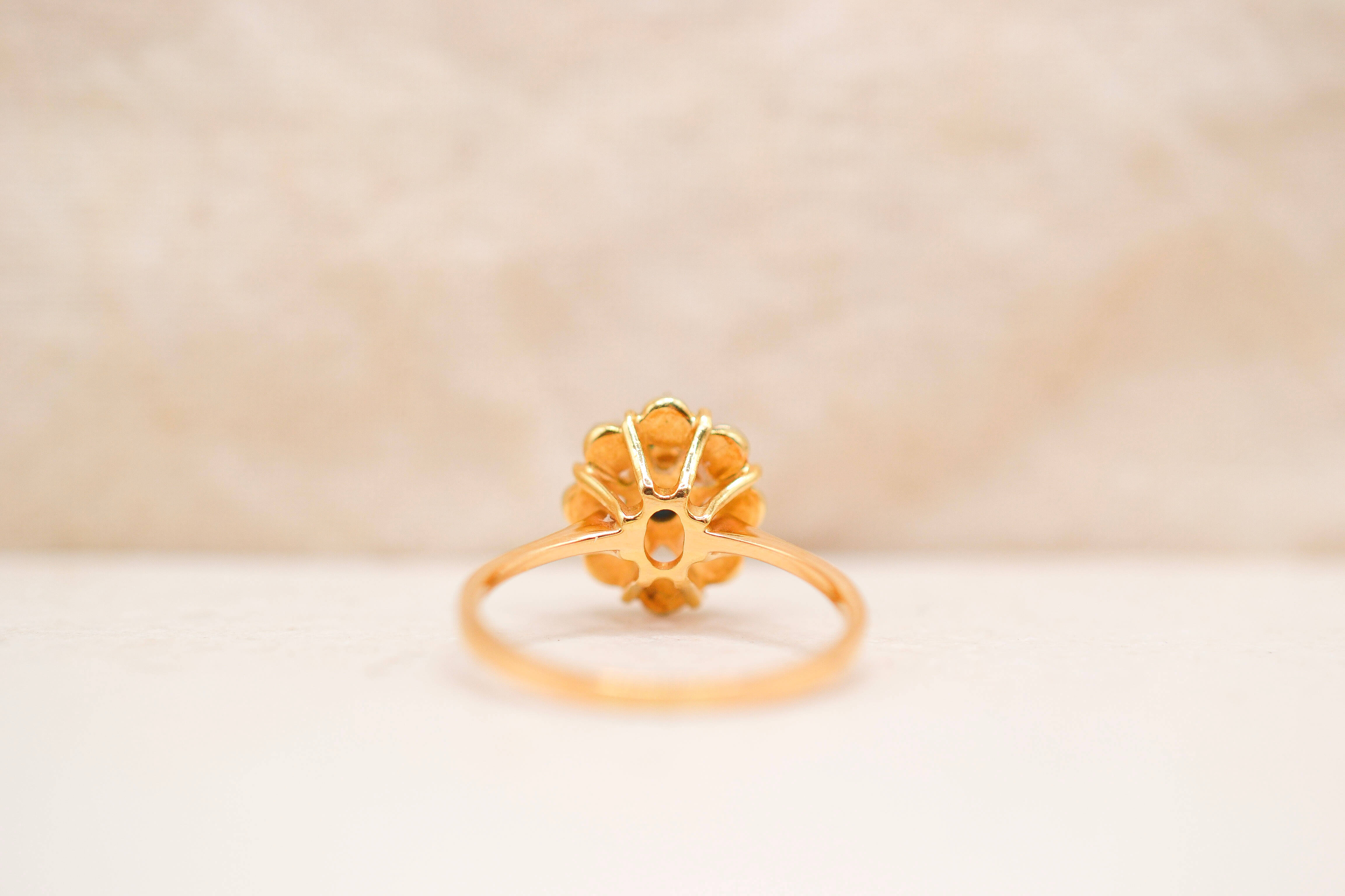 Bague Marguerite ajourée Saphir Diamants