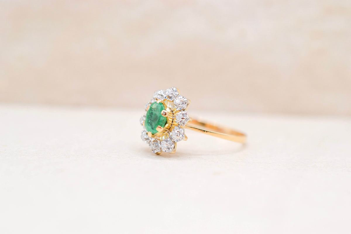 Marguerite Emeraude & 10 Diamants