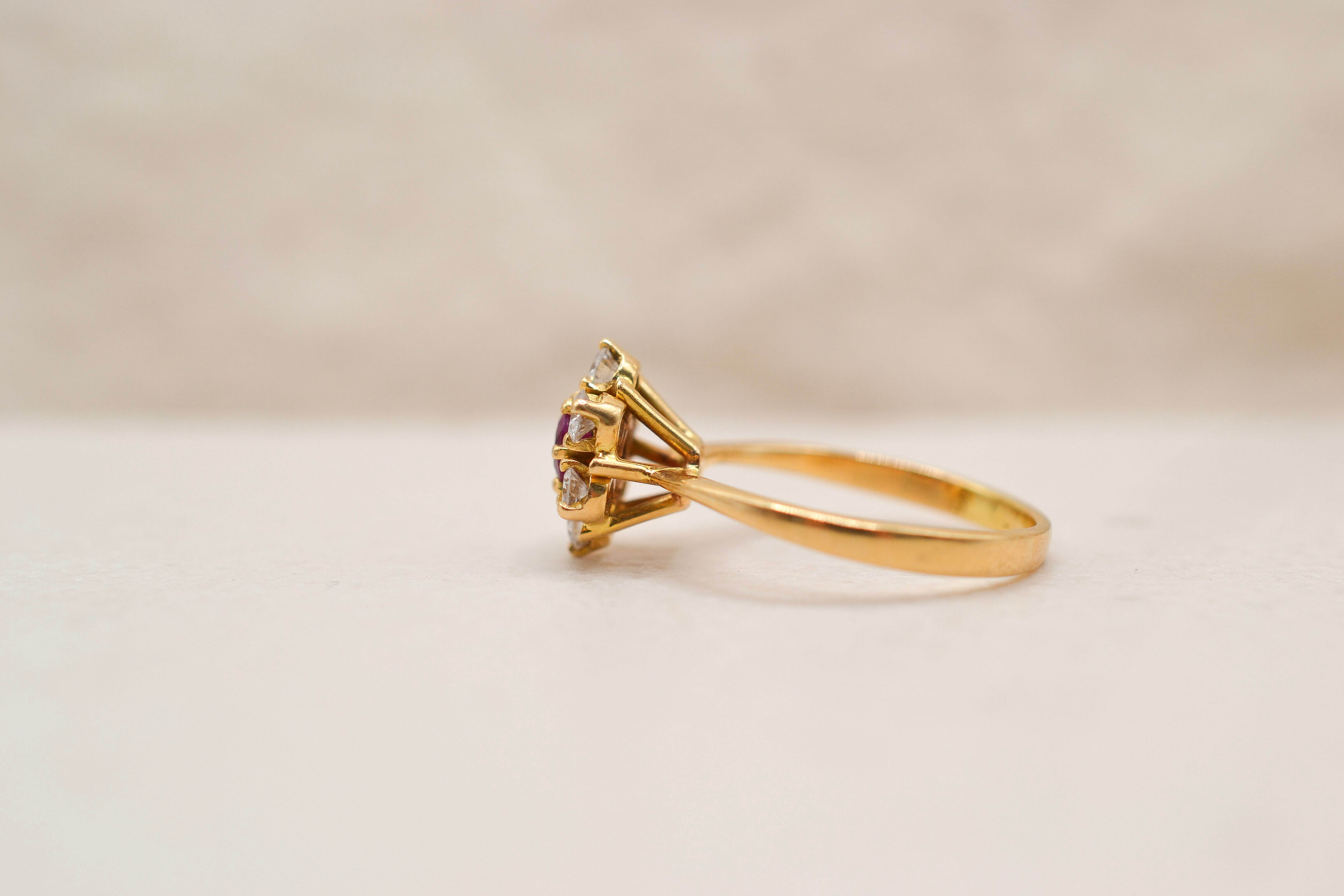 Bague Marguerite Rubis et diamants