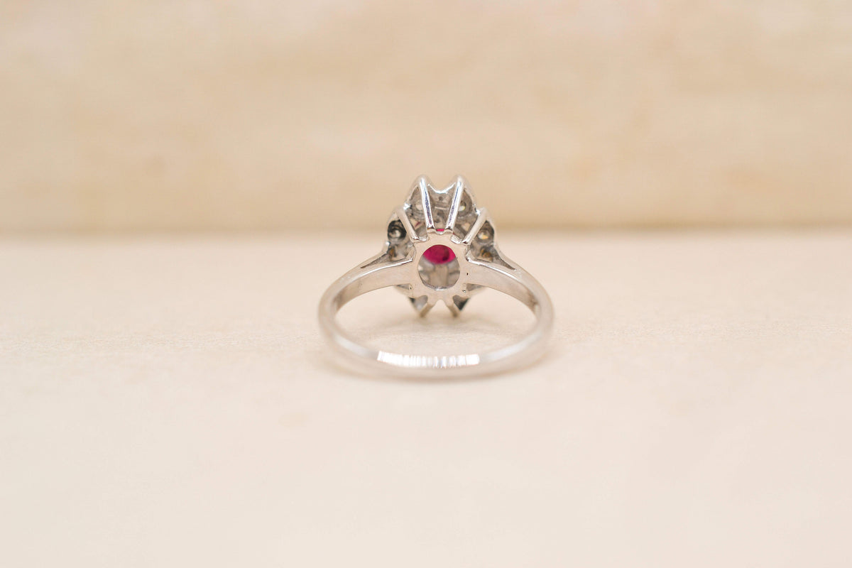Bague Marguerite navette Rubis Diamants
