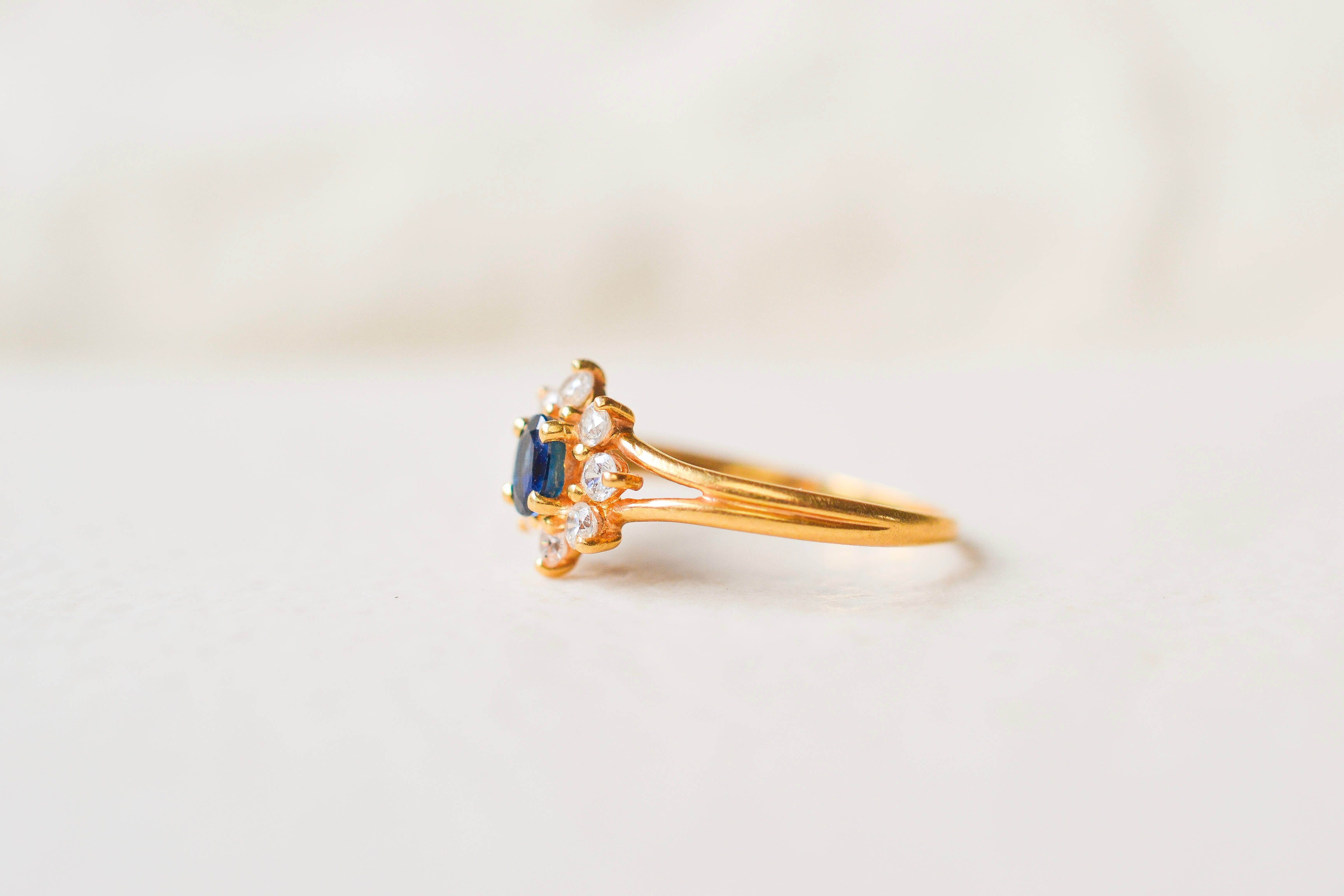 Bague Marguerite fleur Saphir