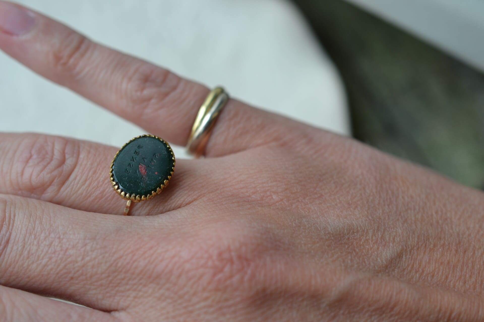 Bague Jaspe Sanguin « Pensez aux suites »