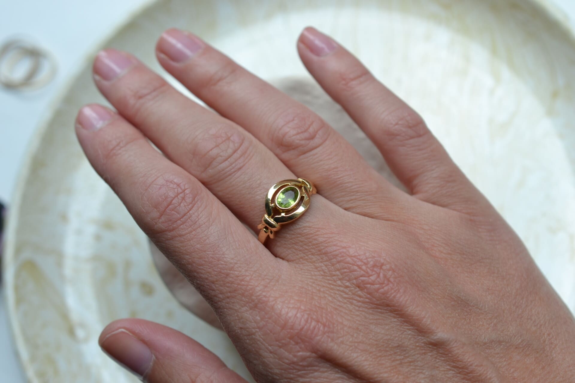 Bague Péridot serti clos