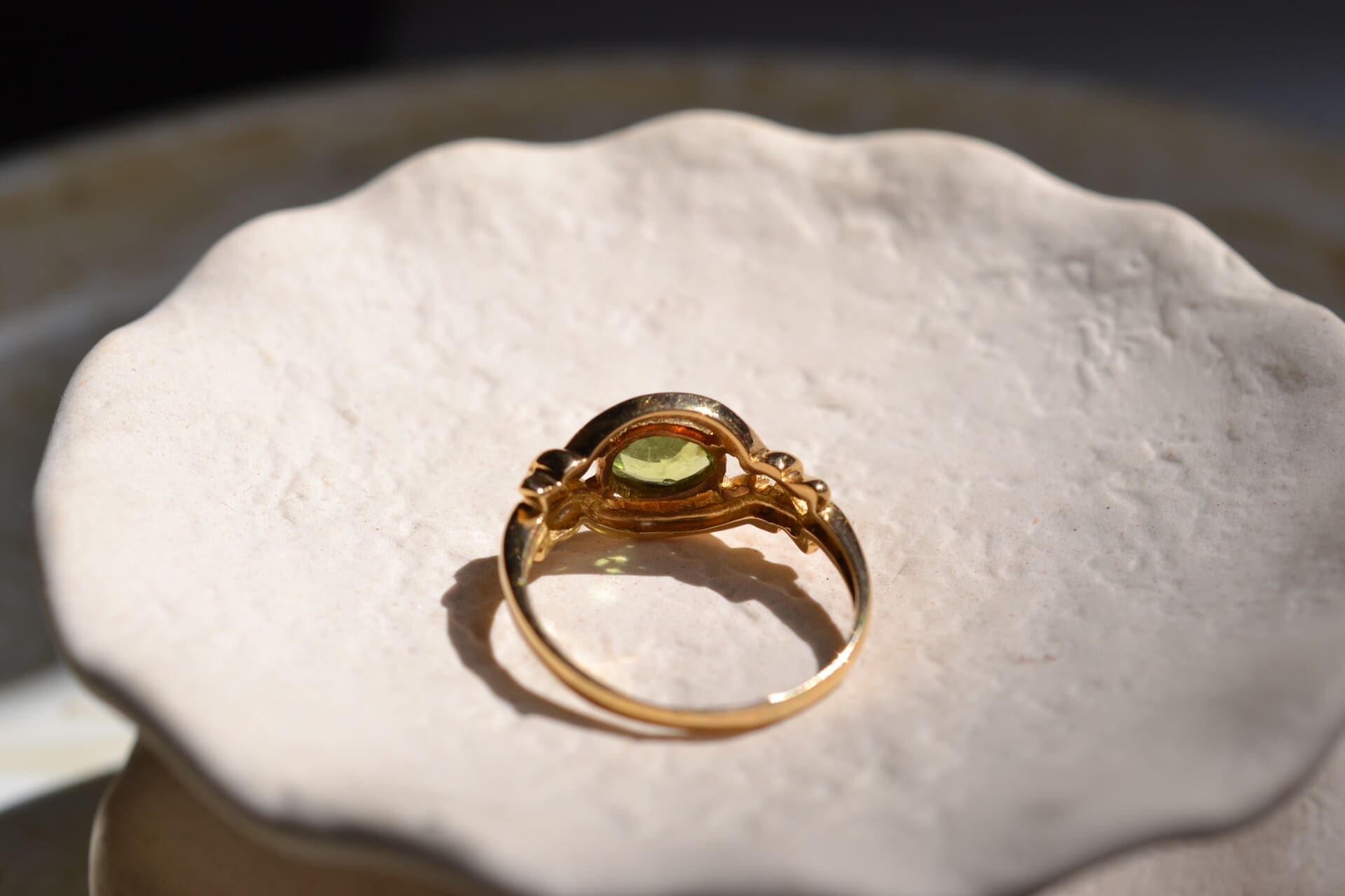 Bague Péridot serti clos
