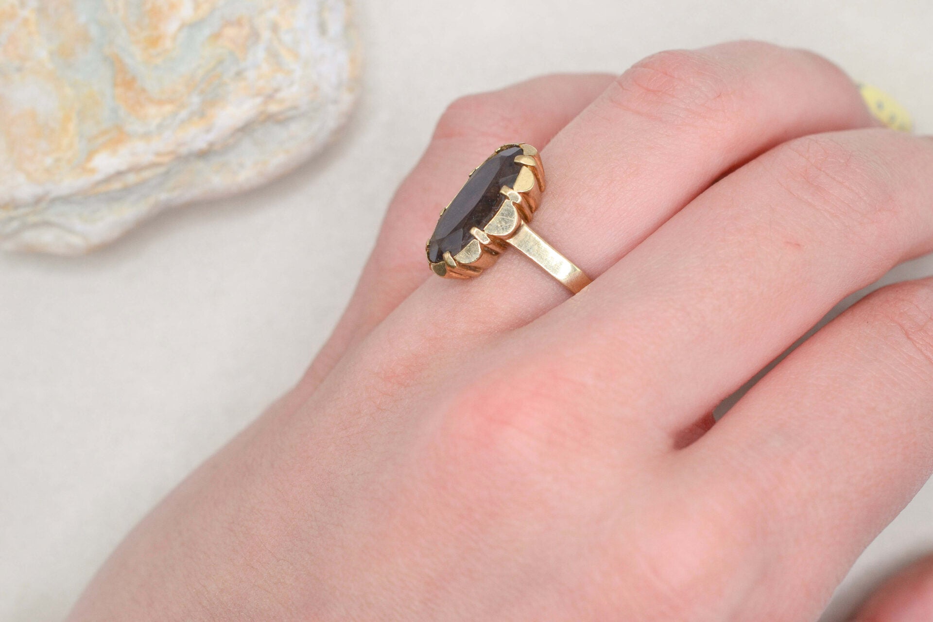 Bague navette Quartz 8 carats