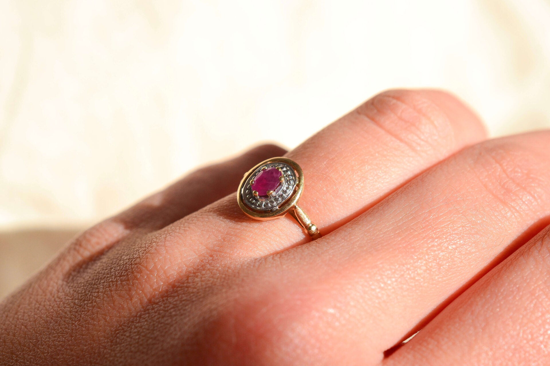 Bague Ovale 2 Ors Rubis 9K