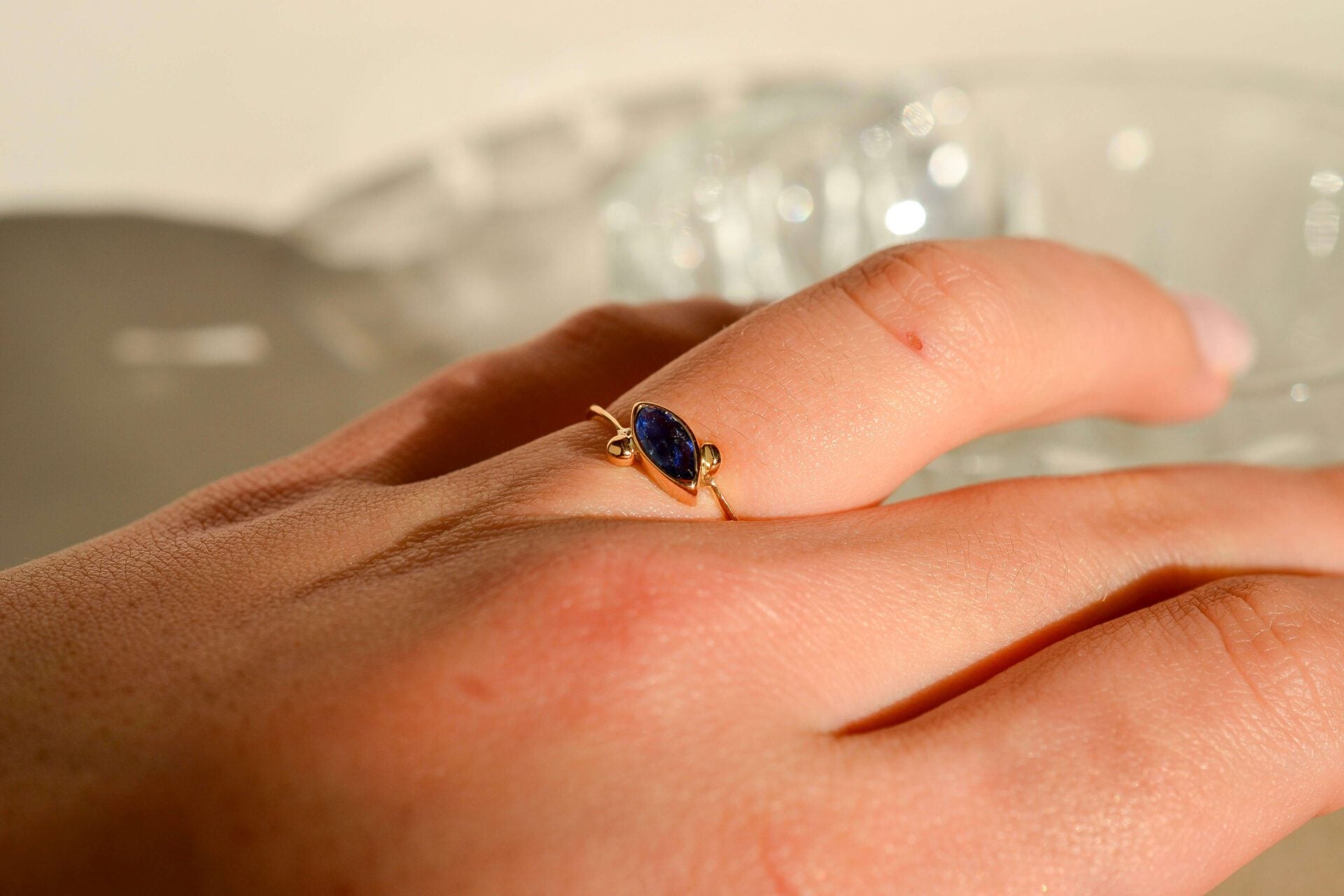 Bague Or jaune Saphir navette
