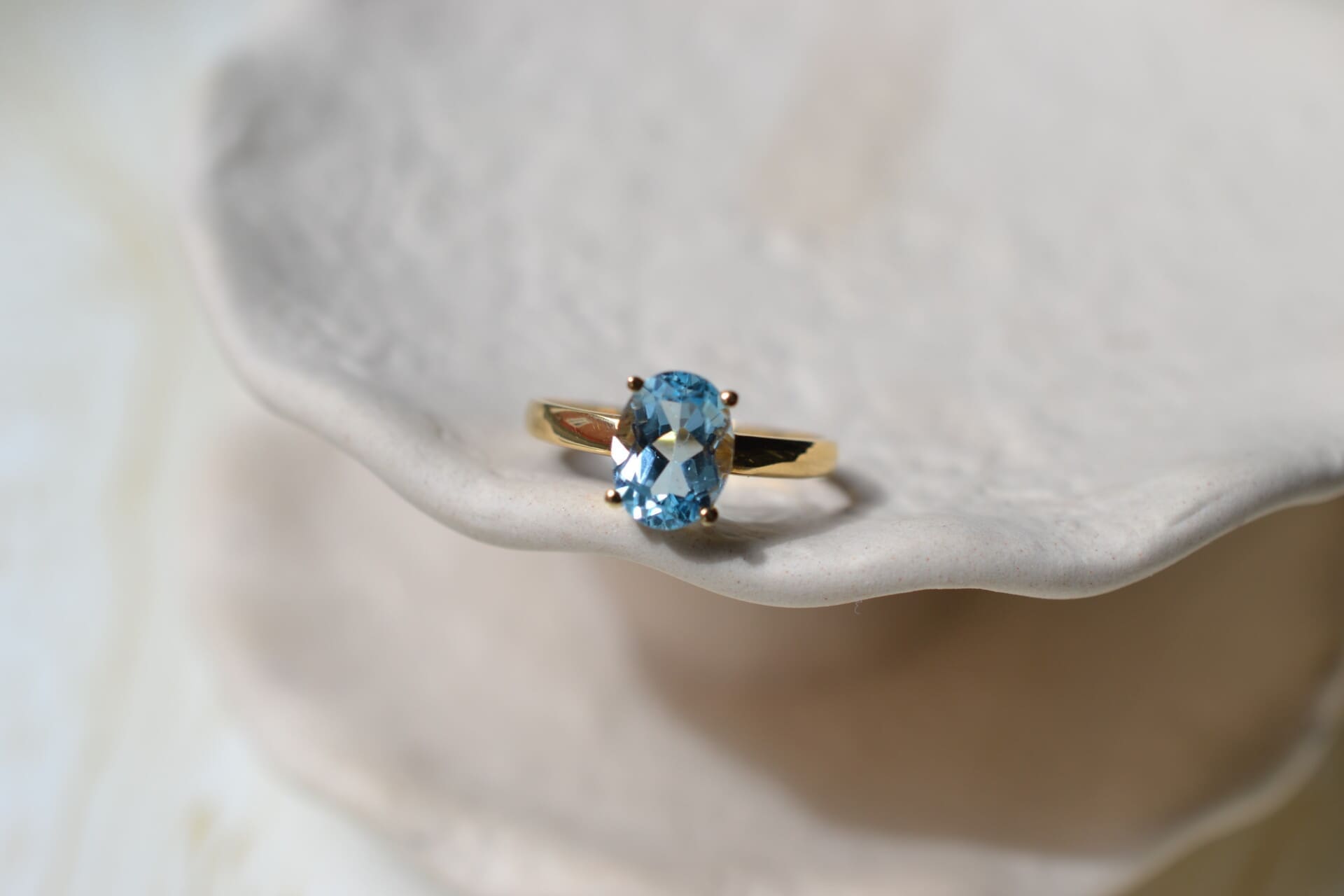 Bague solitaire Topaze