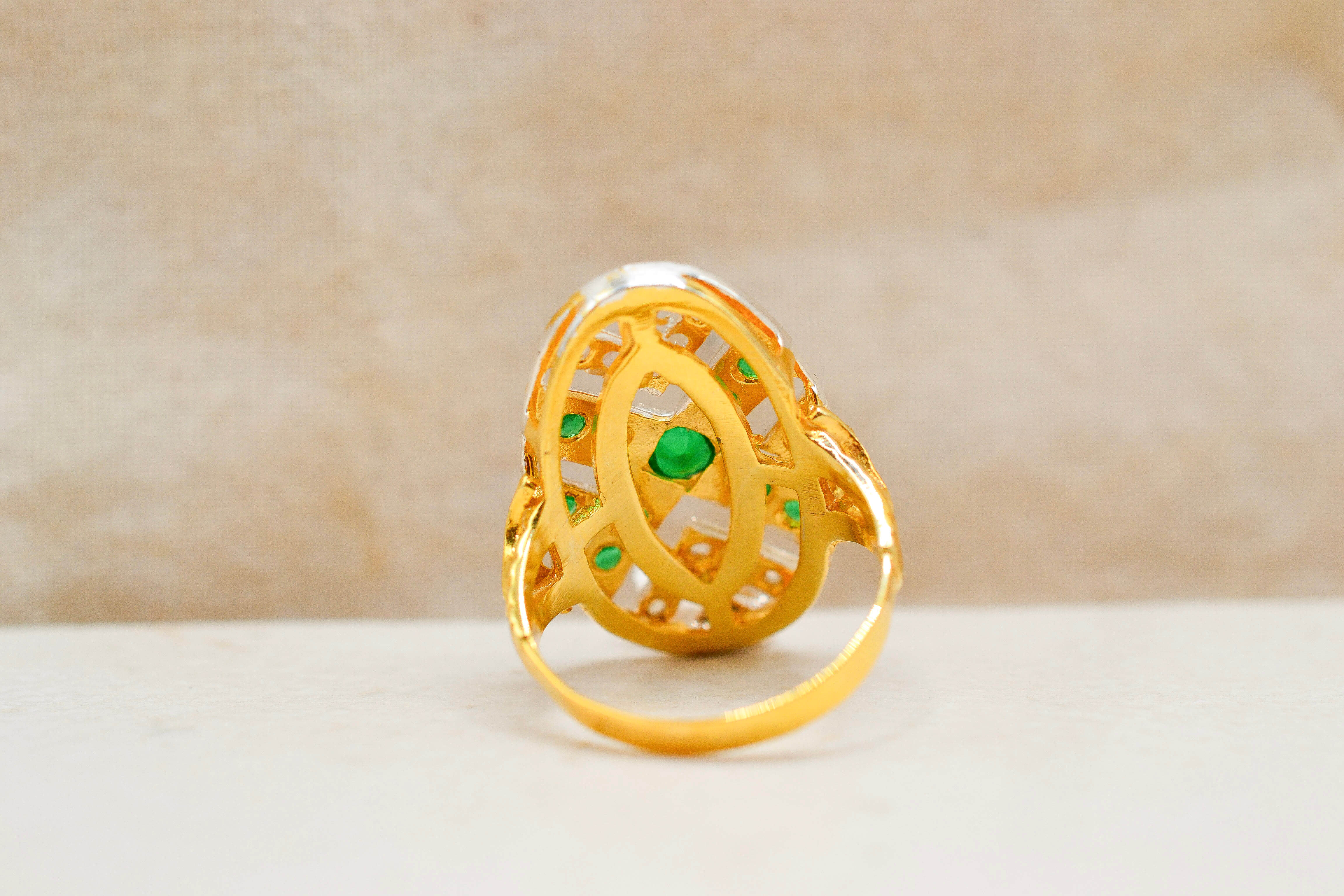 Bague architecturale Diamants & Emeraude
