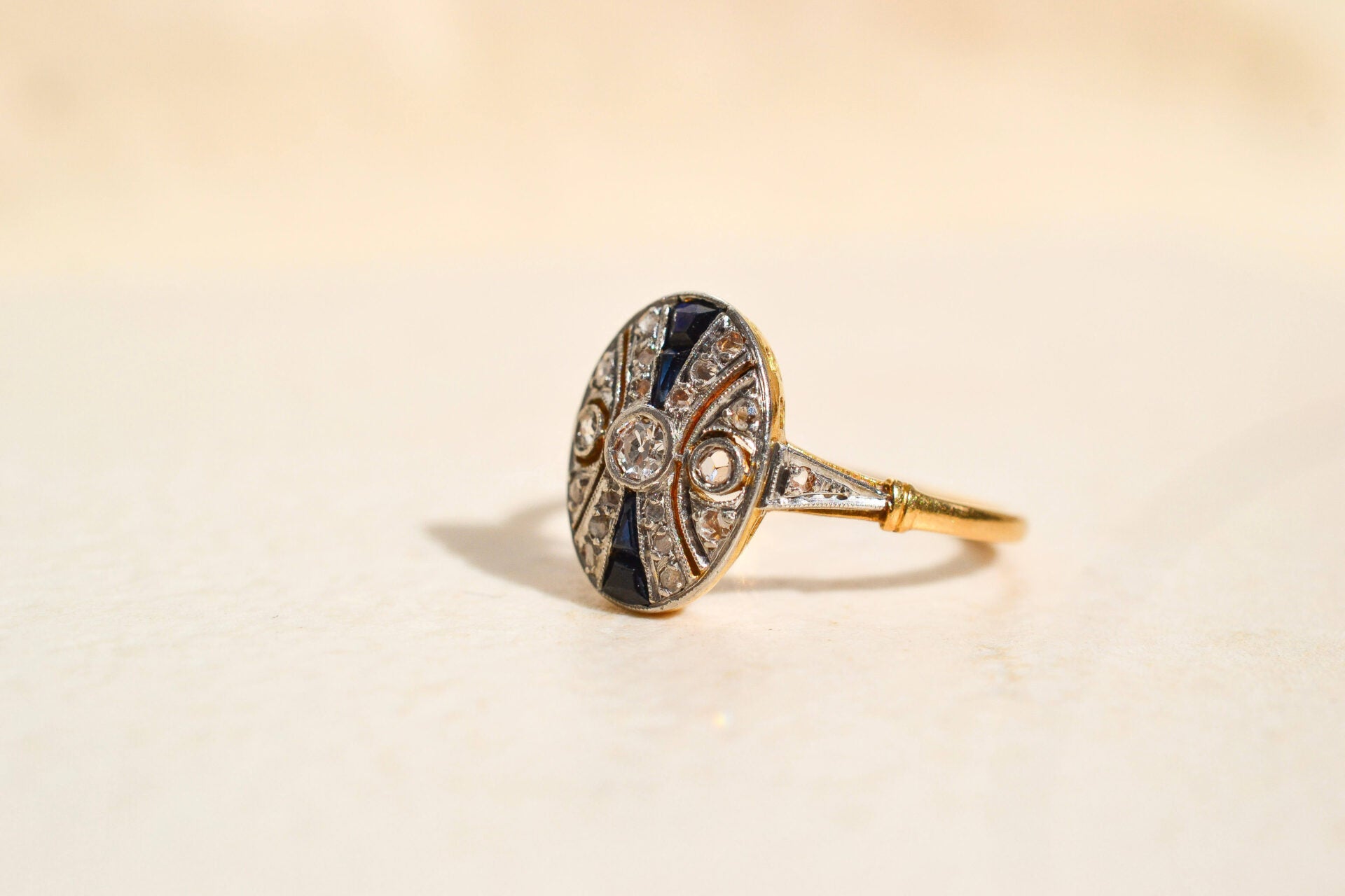 Bague Art Déco Saphir Diamants