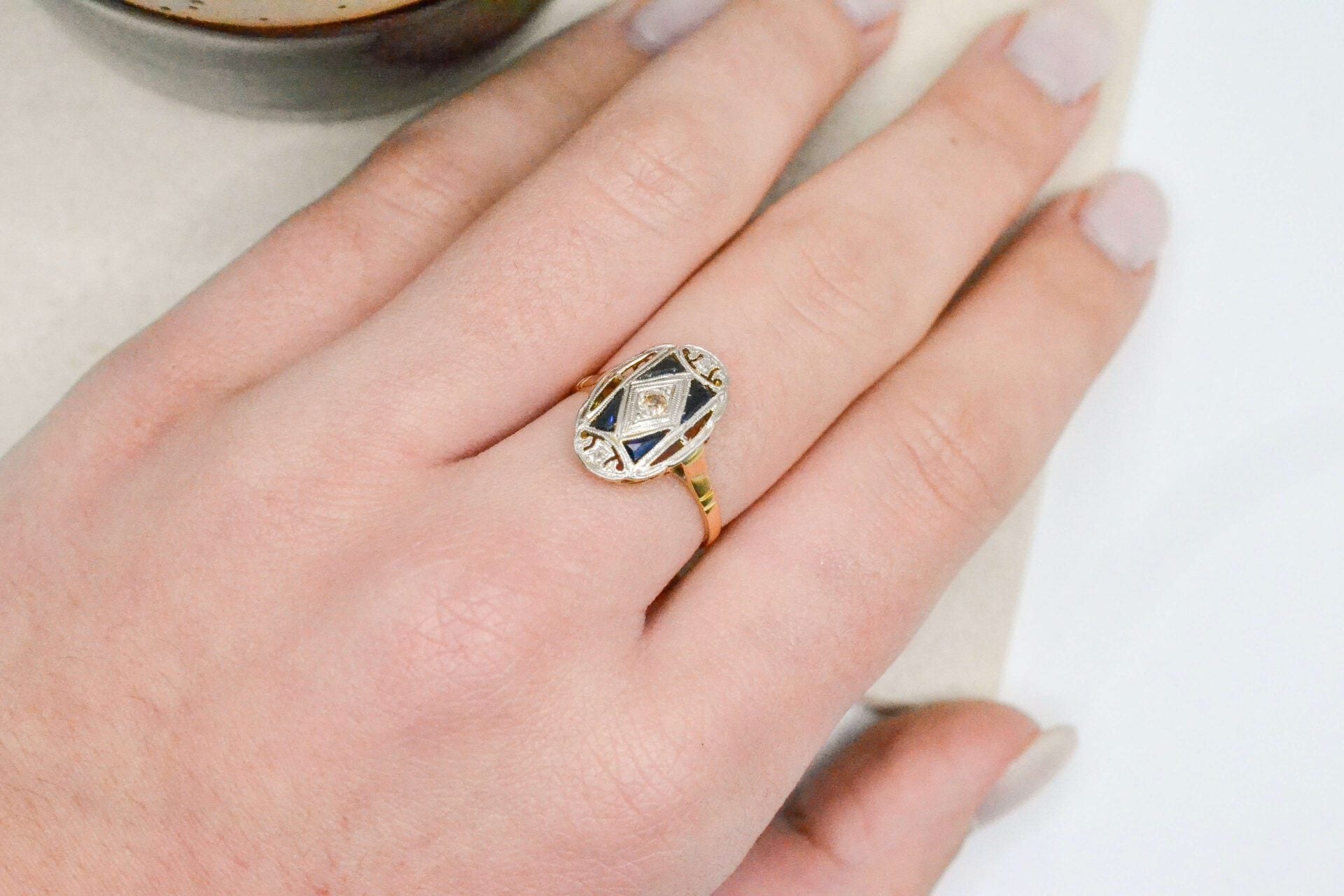 Bague Art Déco 2 Ors Diamants et Saphirs de Synthèse