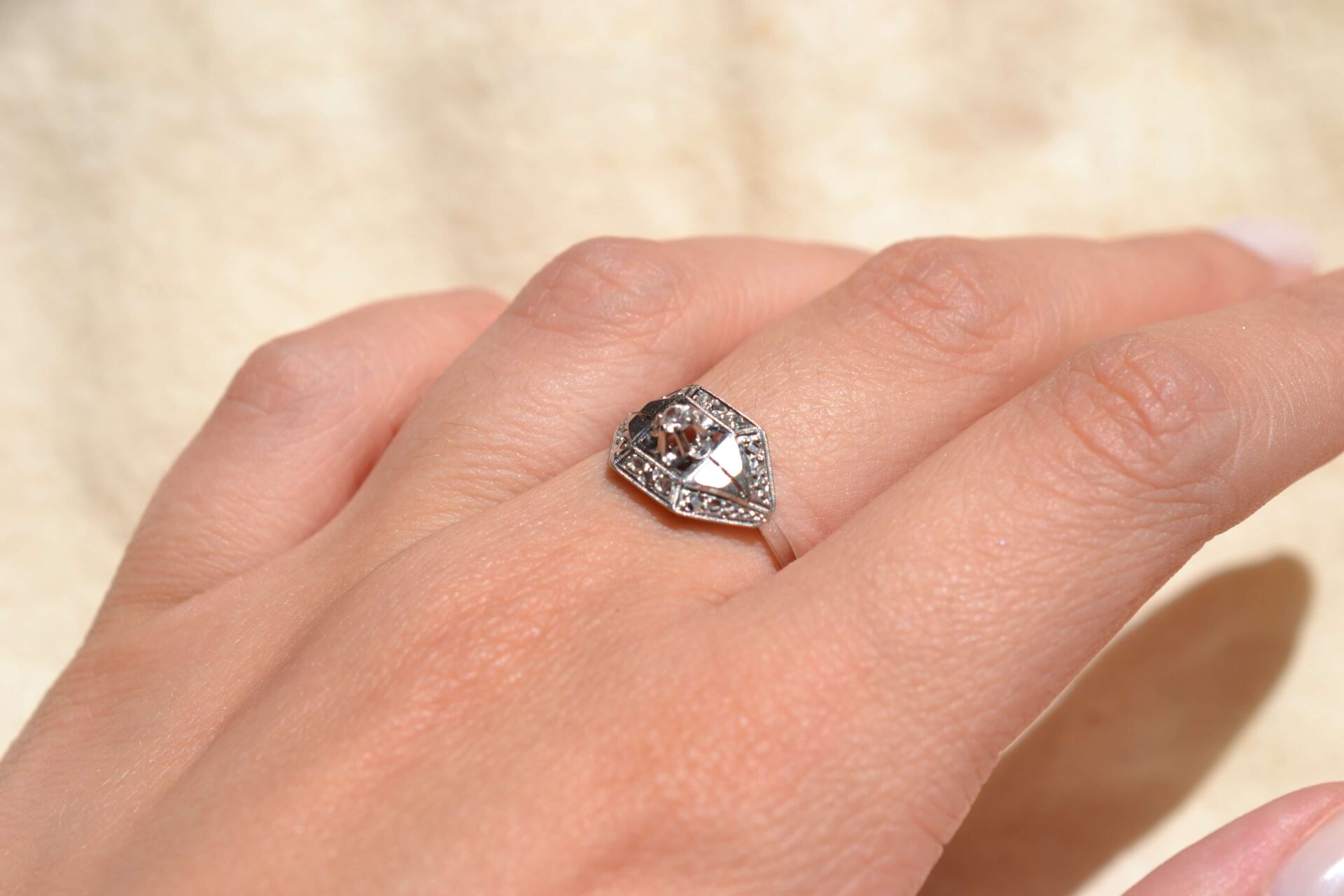Bague Art Déco éclats de Diamants et Oxyde