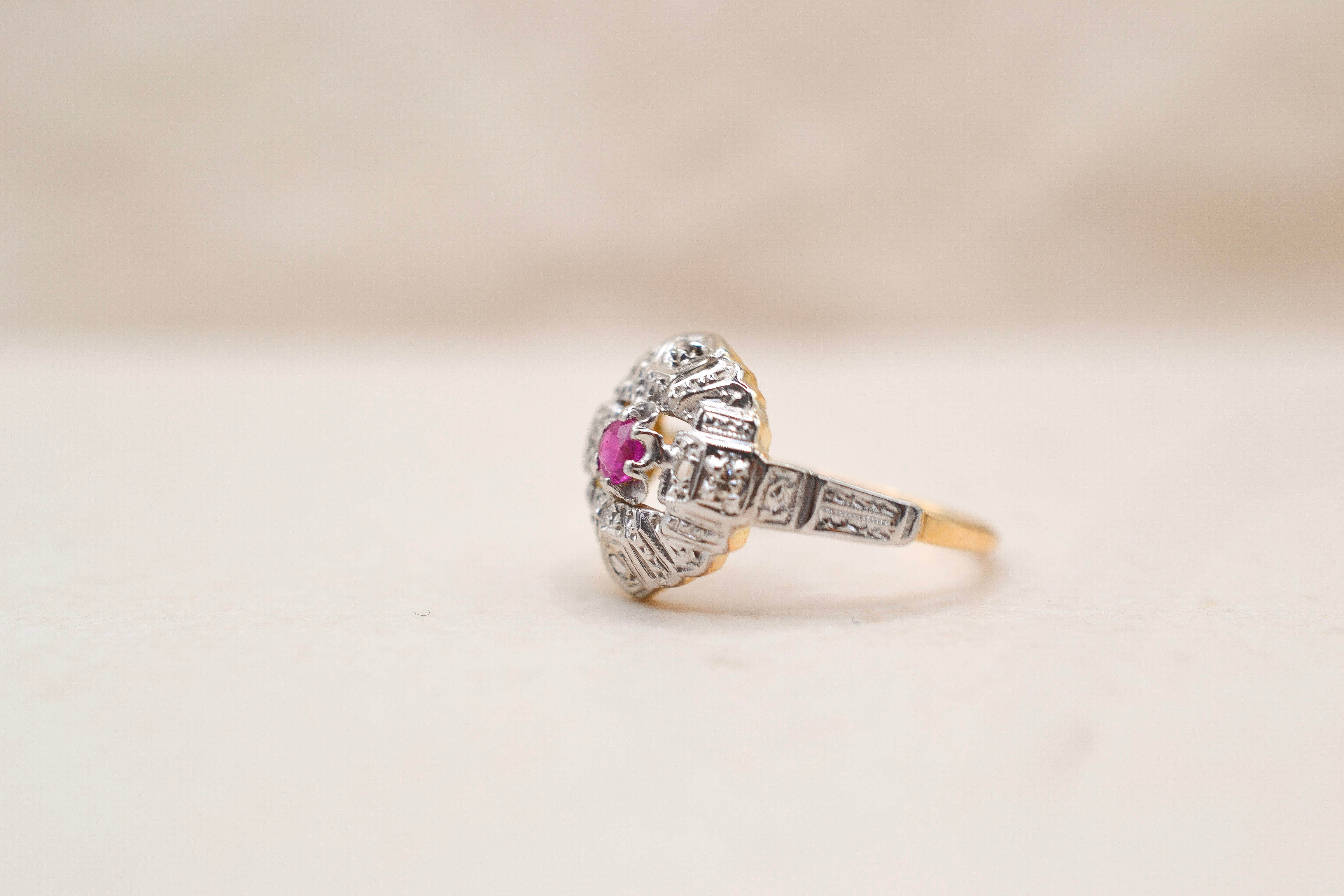 Bague époque Art Déco Rubis Diamants
