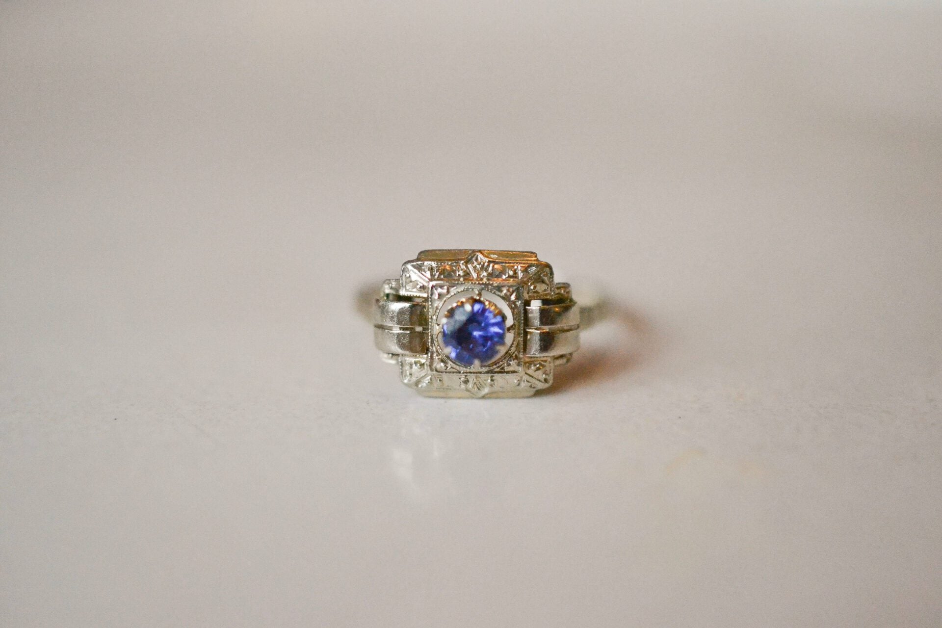 Bague Carrée Pierre bleue Art Déco