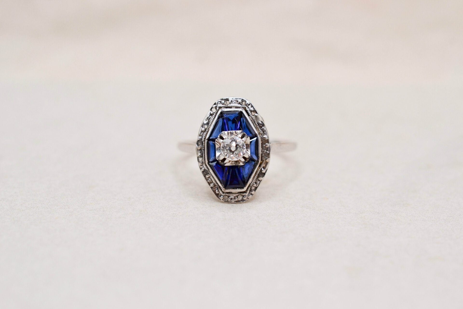 Bague octogonale Diamants et Saphir