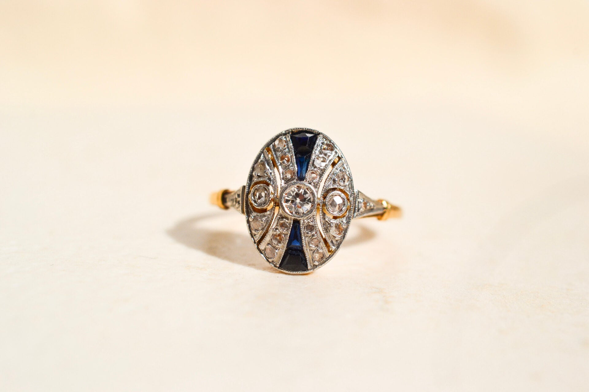 Bague Art Déco Saphir Diamants