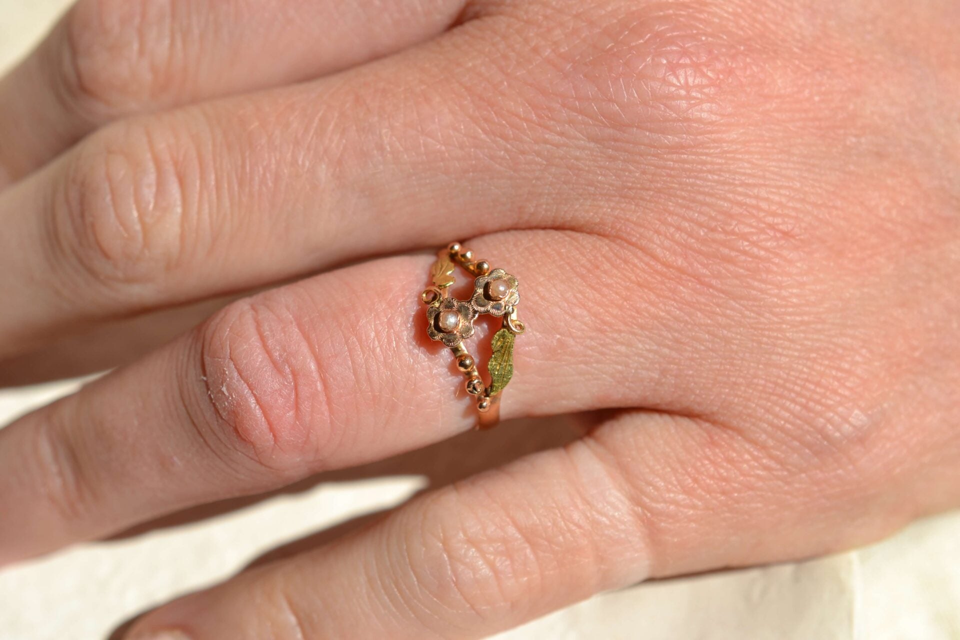 Bague Art Nouveau fleurs Perles