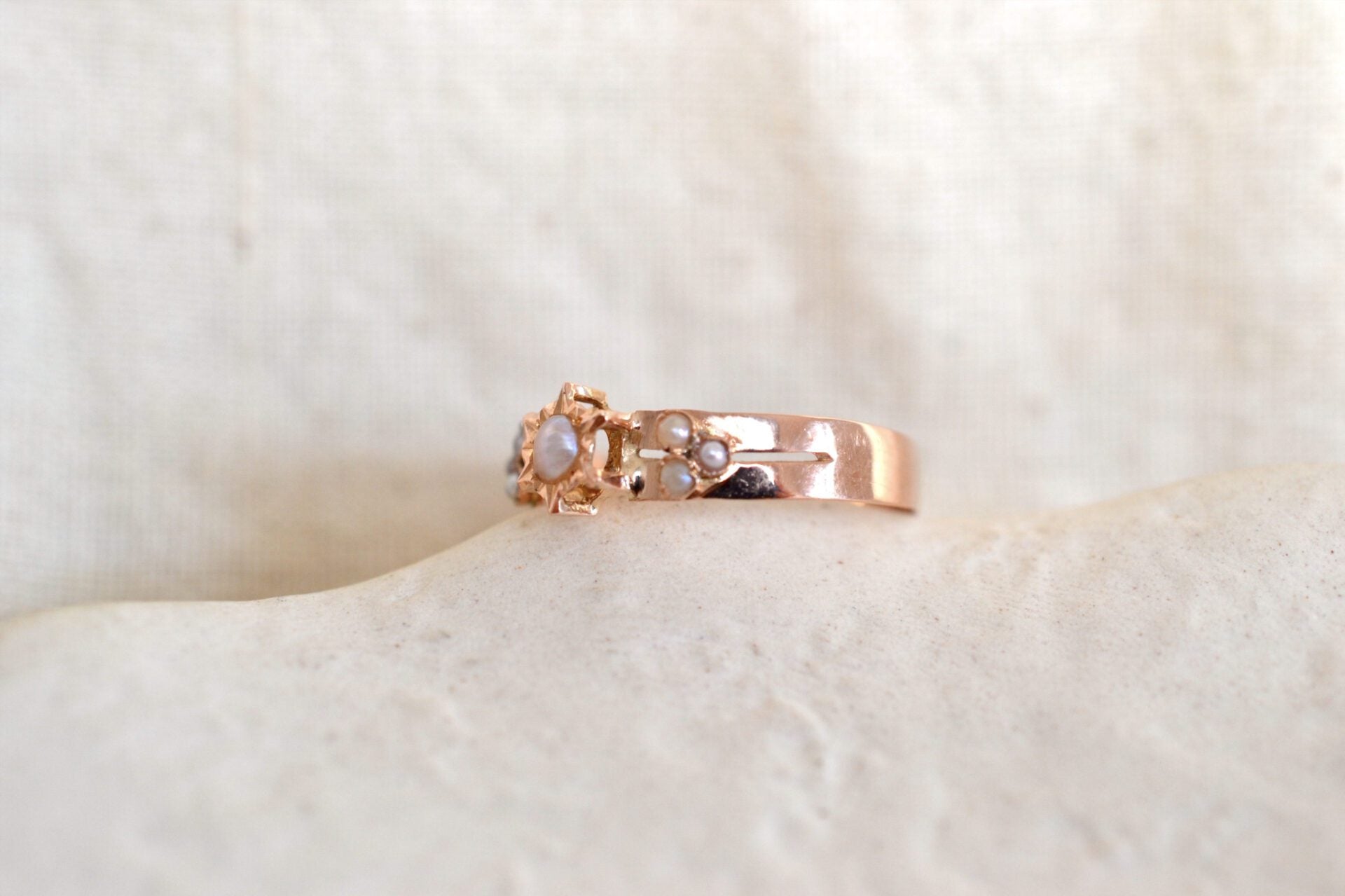 Bague Art Nouveau soleil Perles