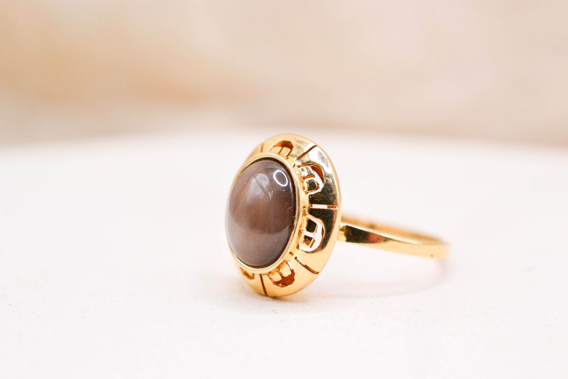 Bague Cabochon Chrysobéryl étoilé