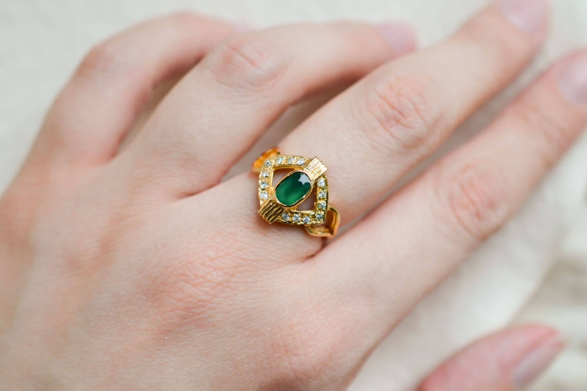 Bague œil égyptien Chrysoprase