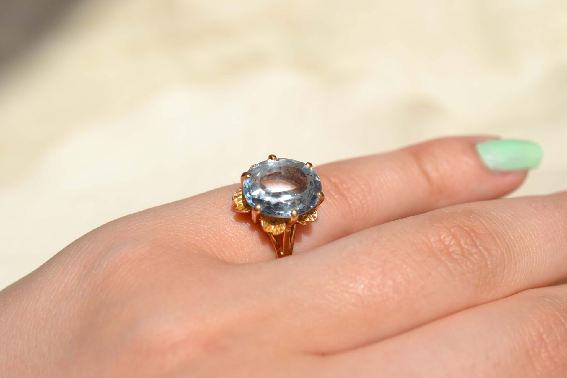 Bague cocktail Spinelle de synthèse