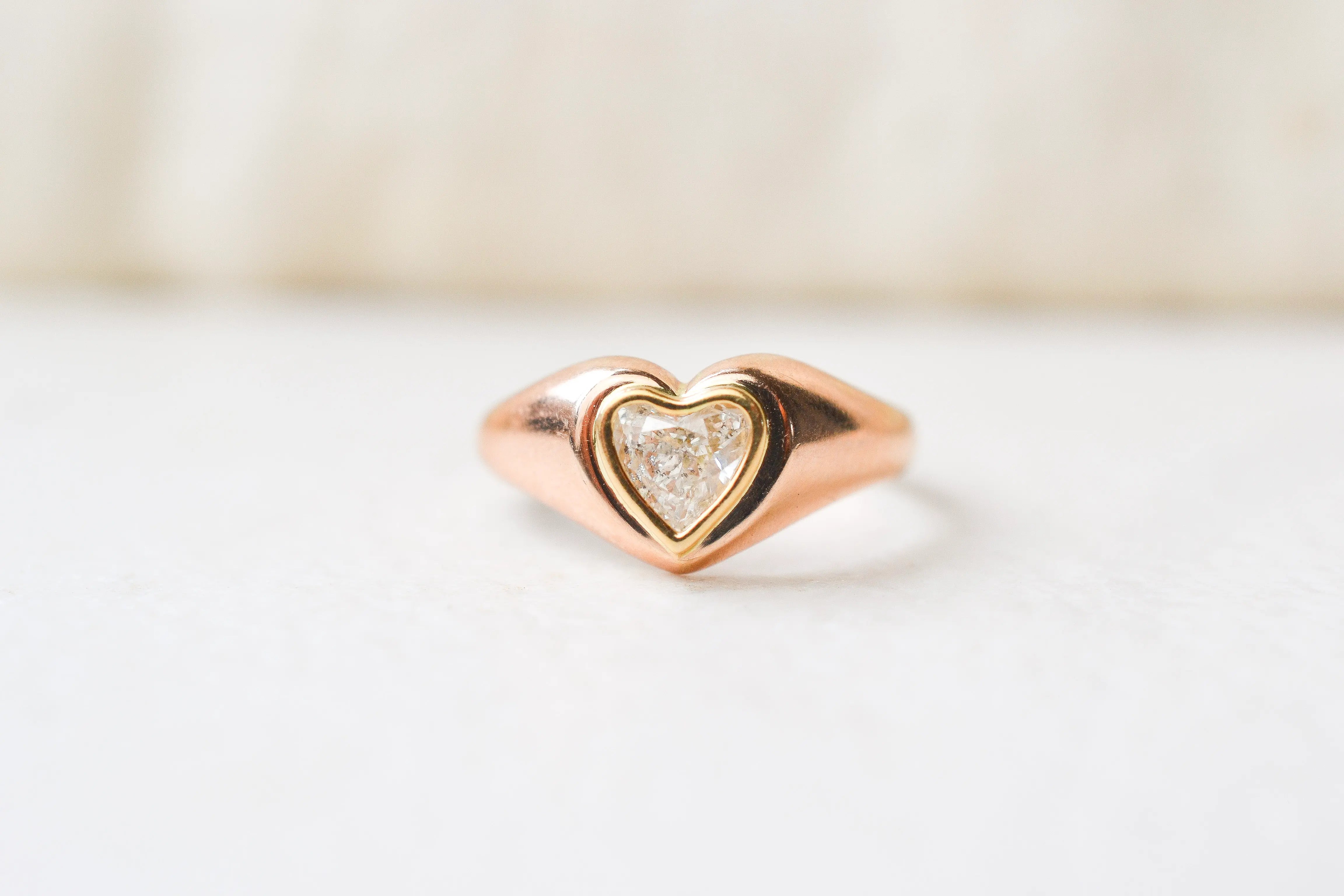 Bague chevalière cœur 14K