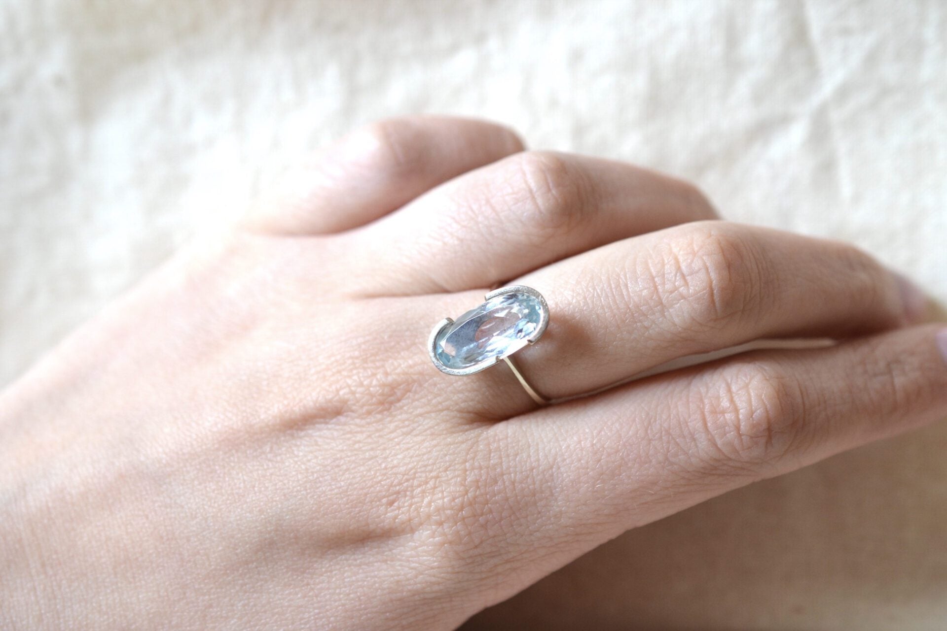 Bague Navette Aigue-Marine ovale