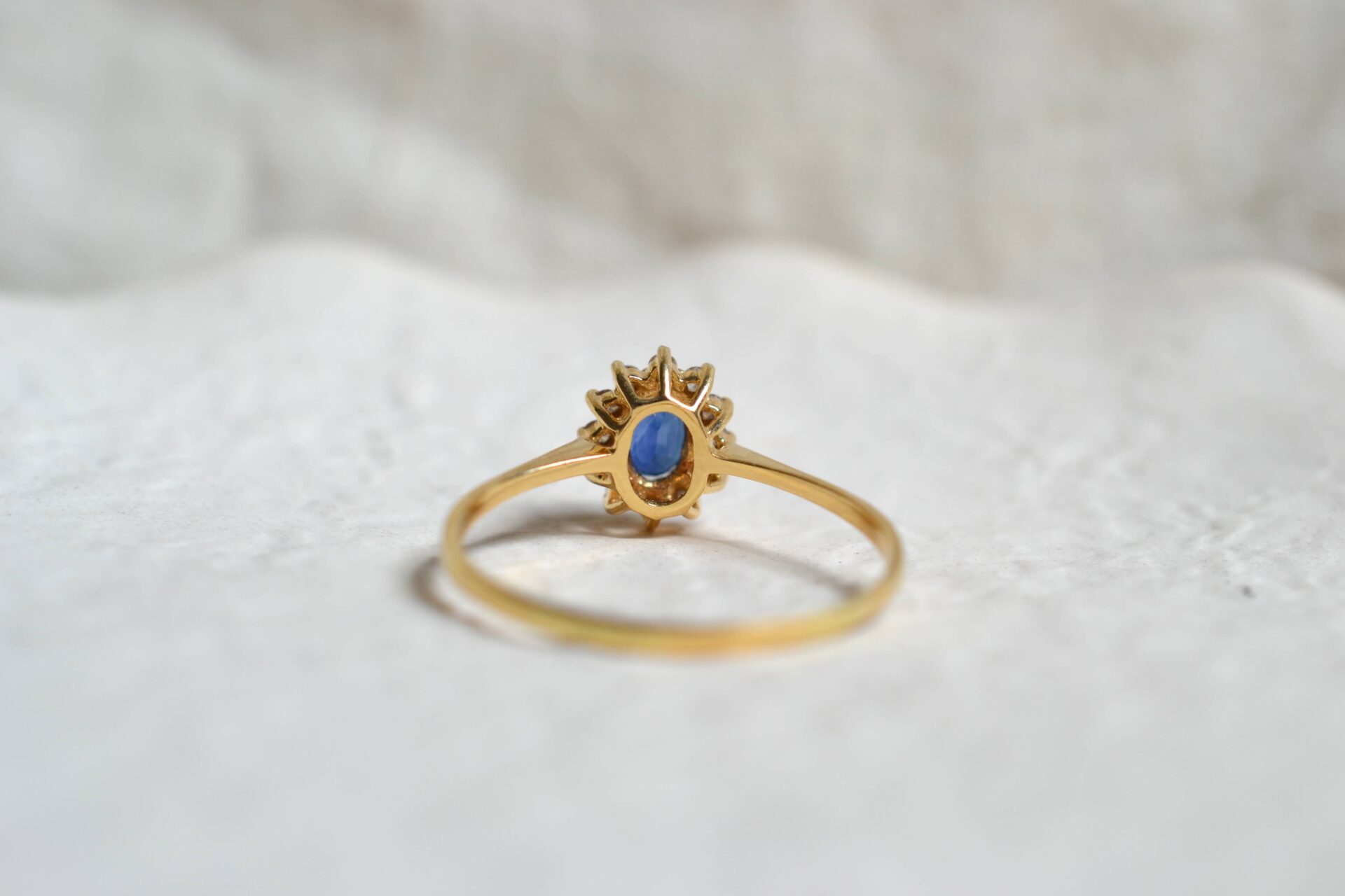 Marguerite fine Saphir et Diamants