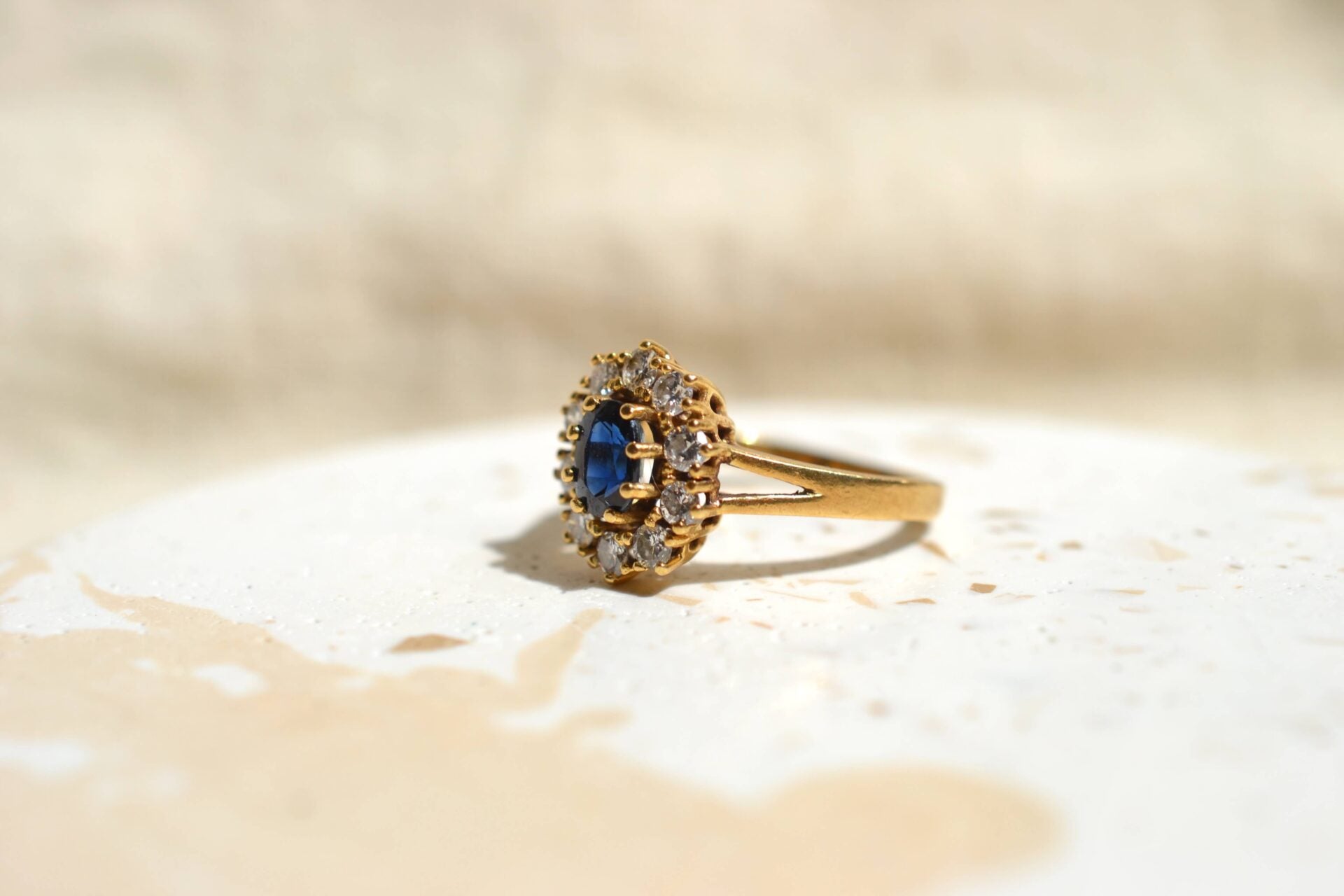 Marguerite Saphir et Diamants