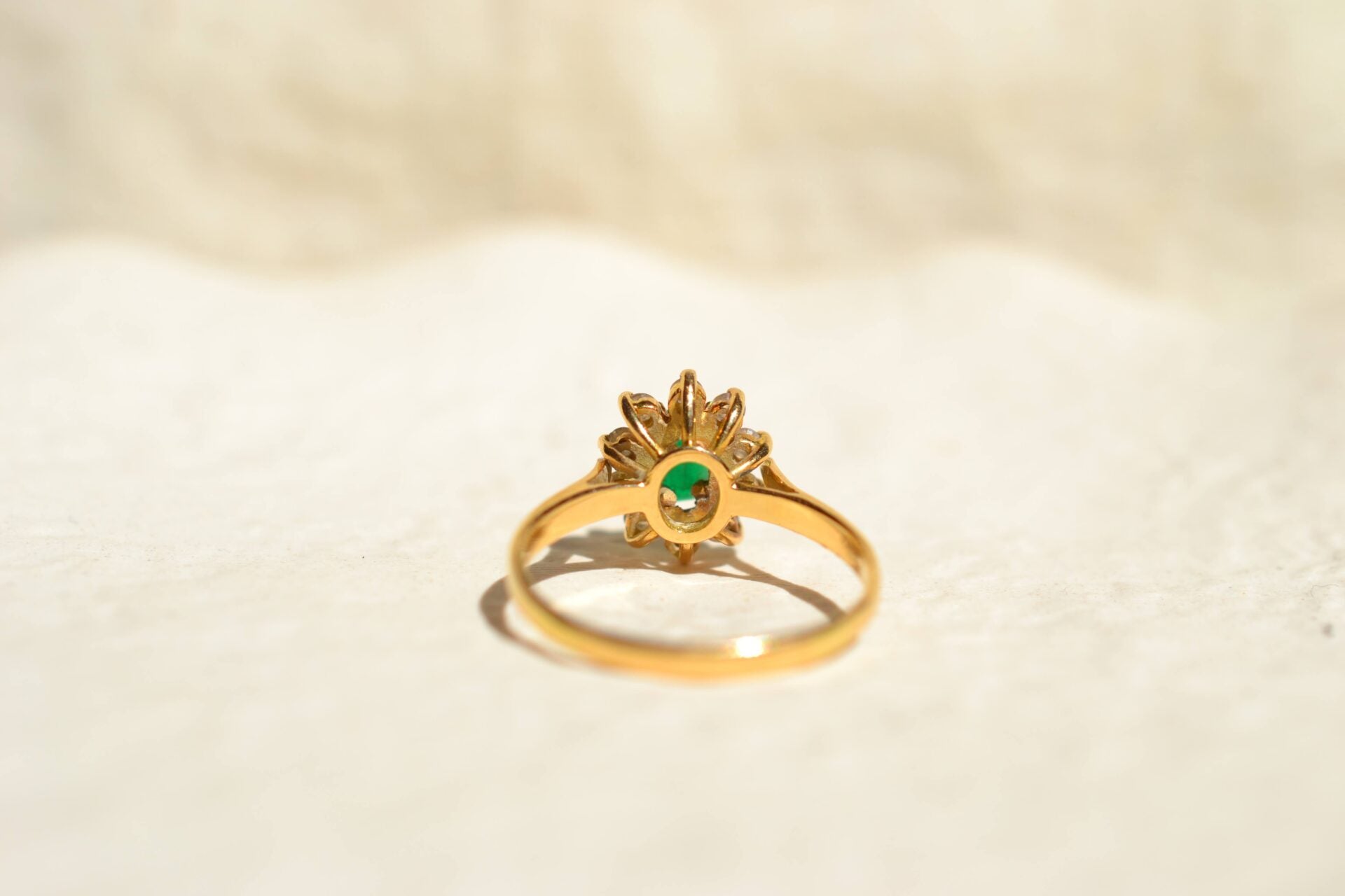 Marguerite Émeraude et Diamants