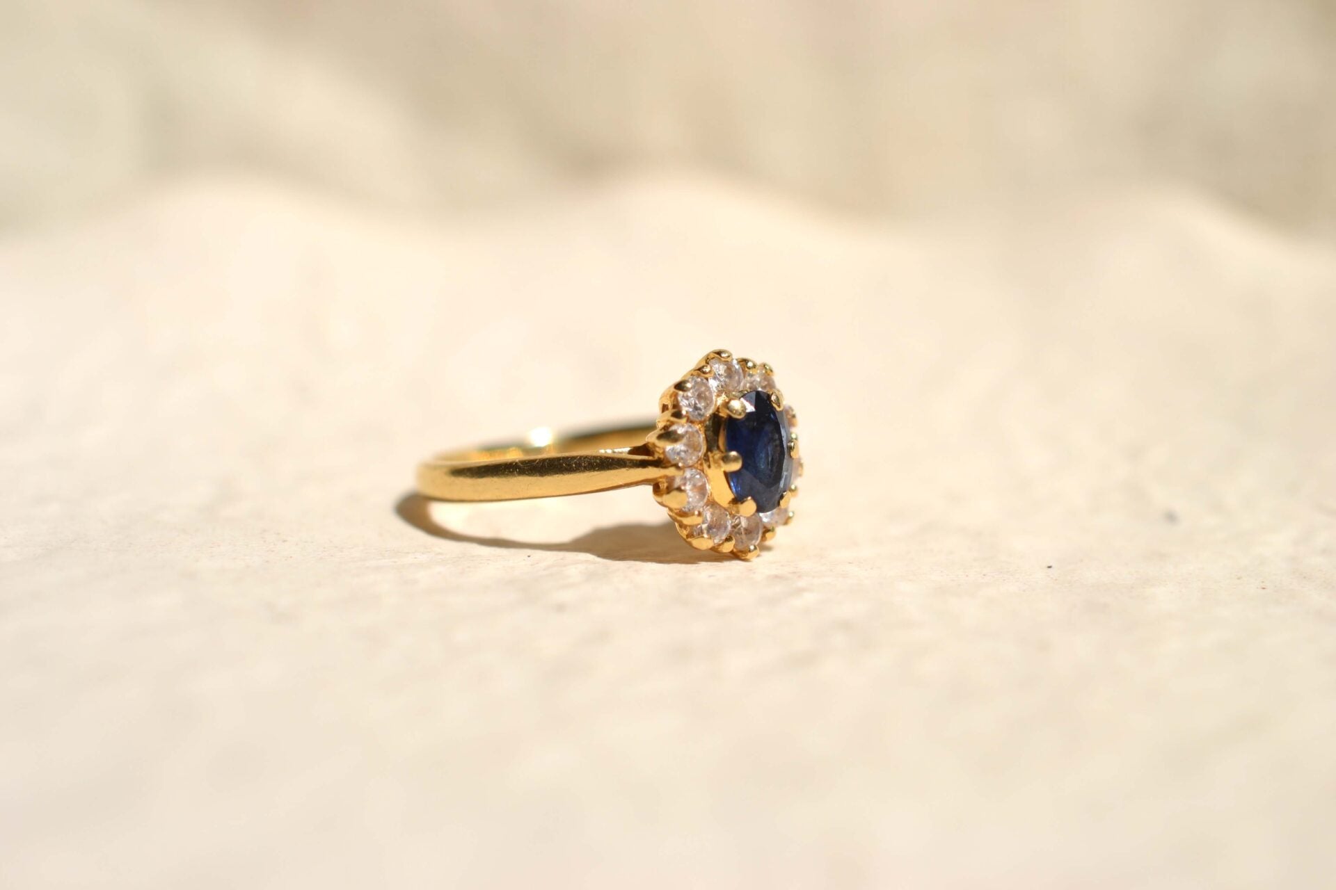 Bague Marguerite pétales Oxydes