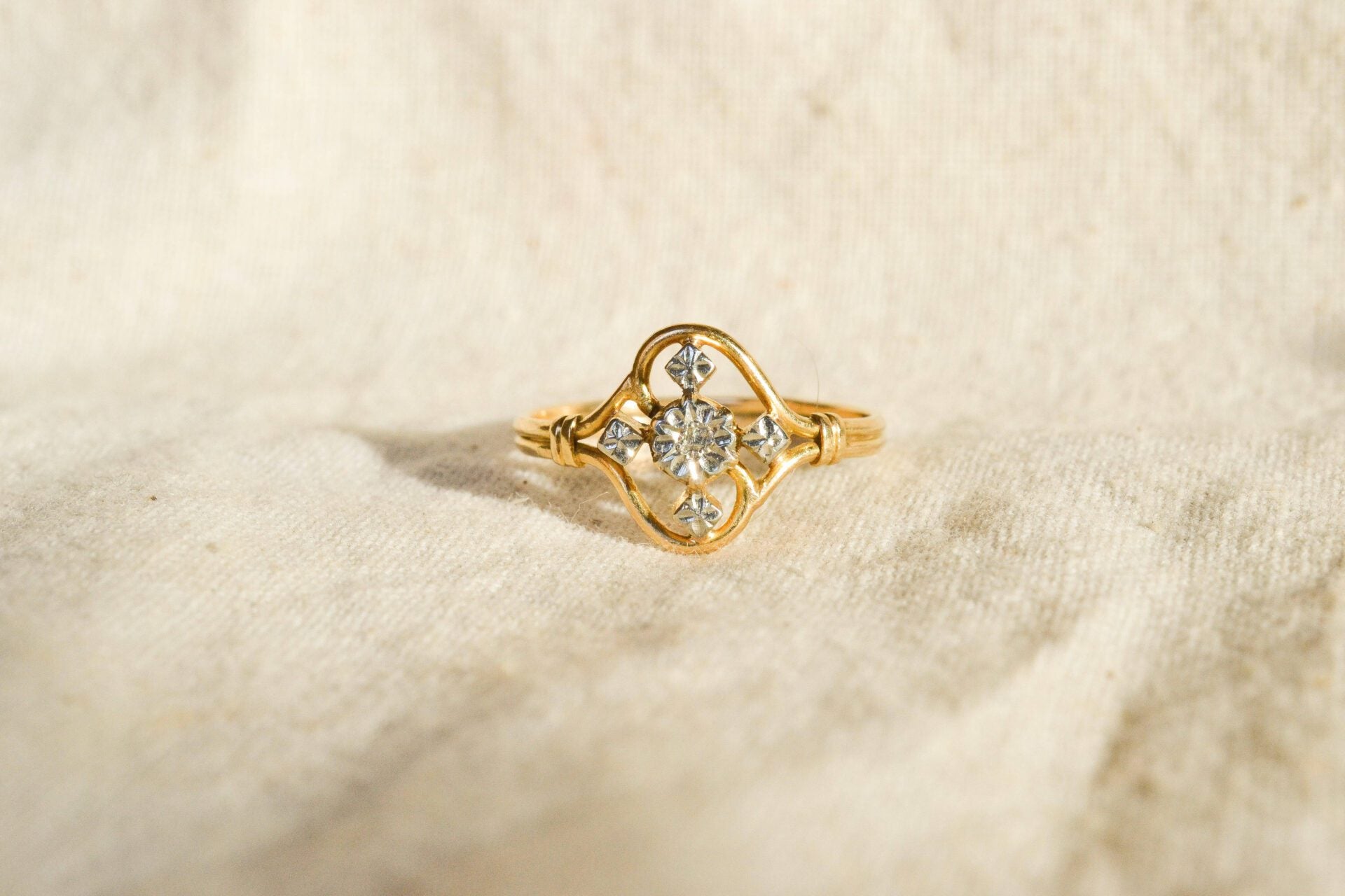 Bague typique Art Nouveau 2 Ors